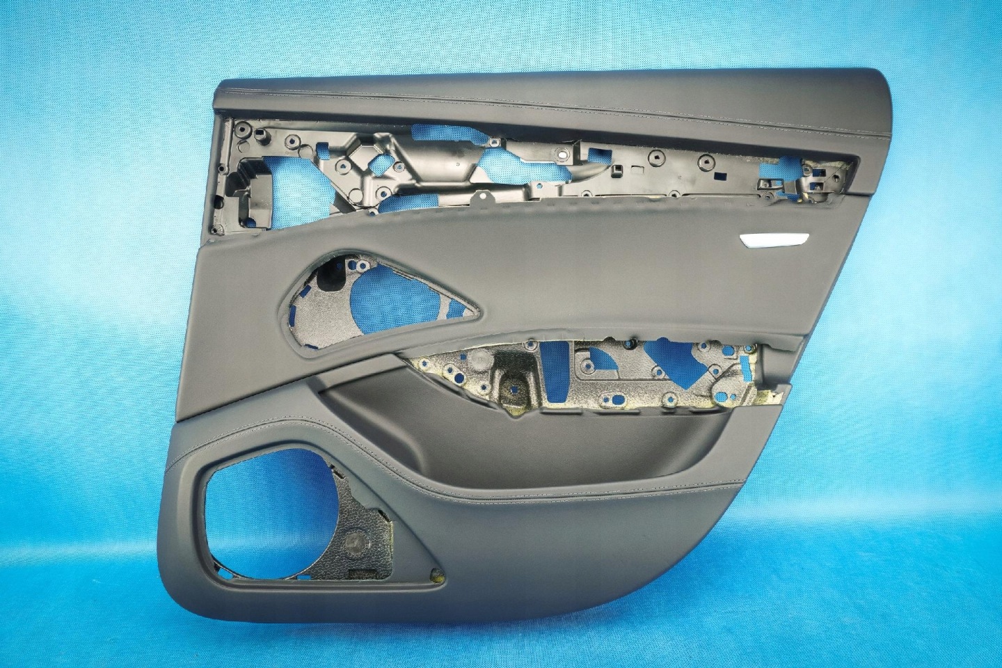upholstery side door rear part right leather Audi A8 4H