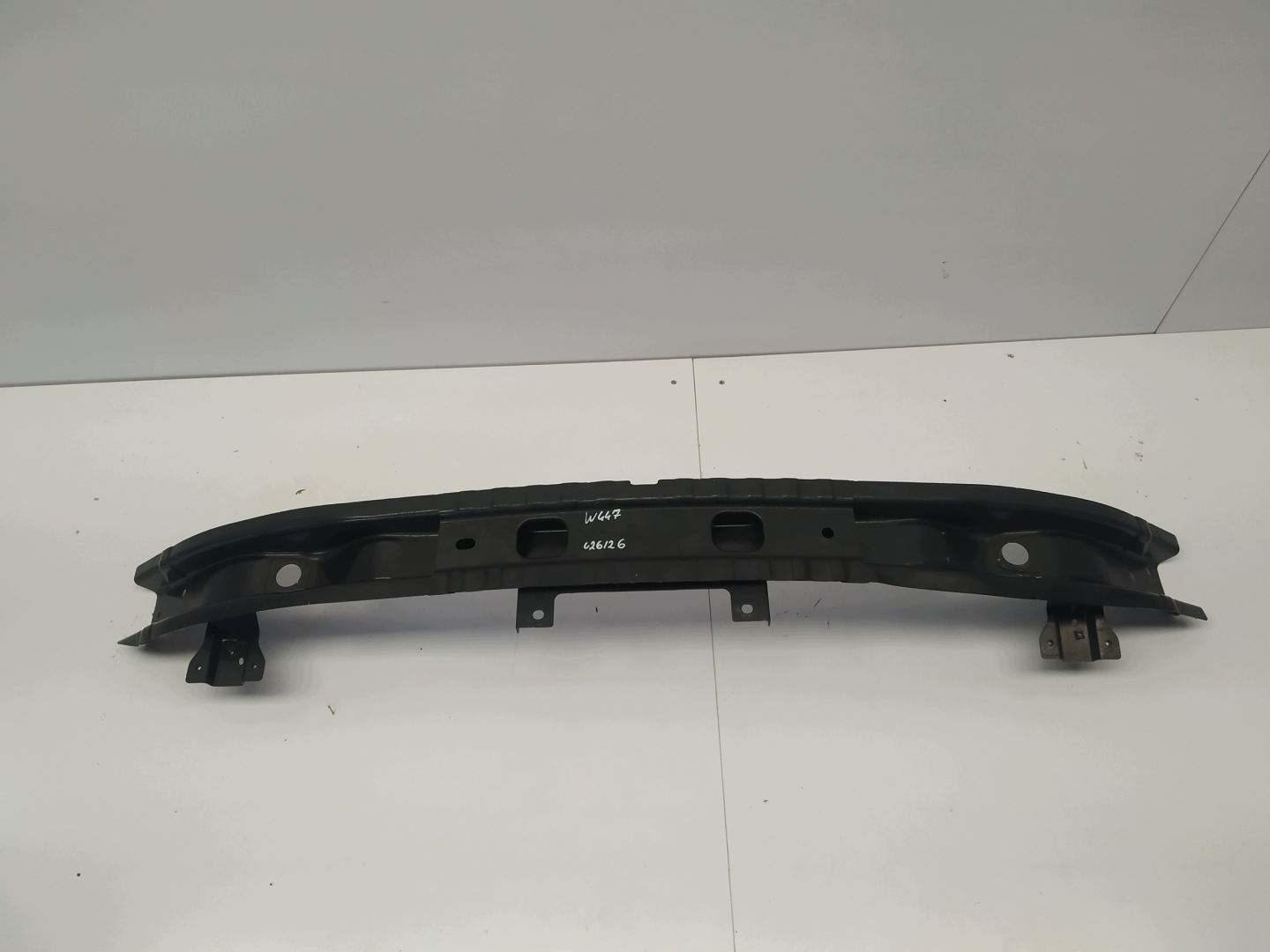 2019r + Mercedes Vito V Klasa W447 lift bumper support front original OM