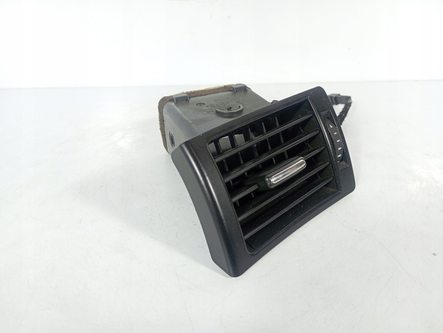 Audi A4 B6 00-06 grid air conditioning devices air left driver´s OE 8E0820901F