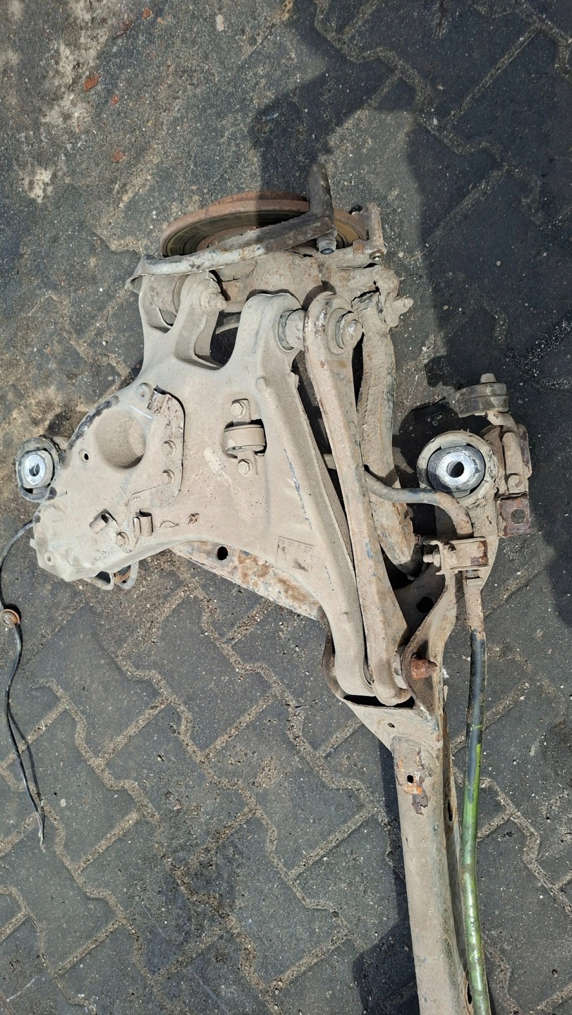 Achsträger heck AUDI A4 B6