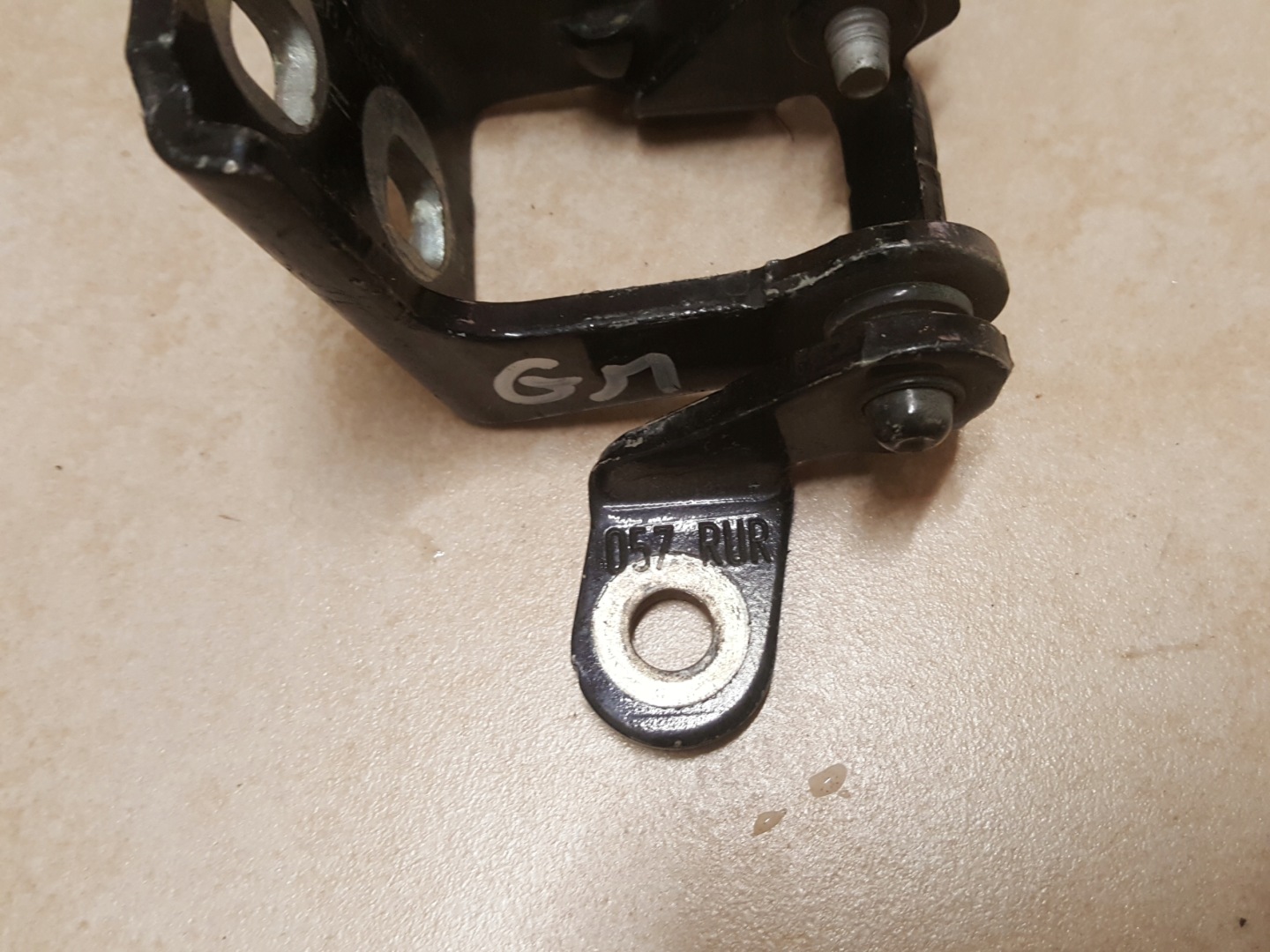 hinge door OPEL INSIGNIA A and 057 RUR ES03A046574 OE