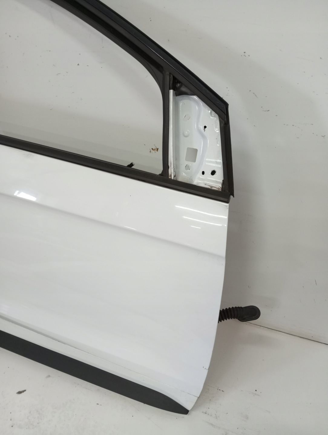 dvere pravé predné FORD EDGE 16R