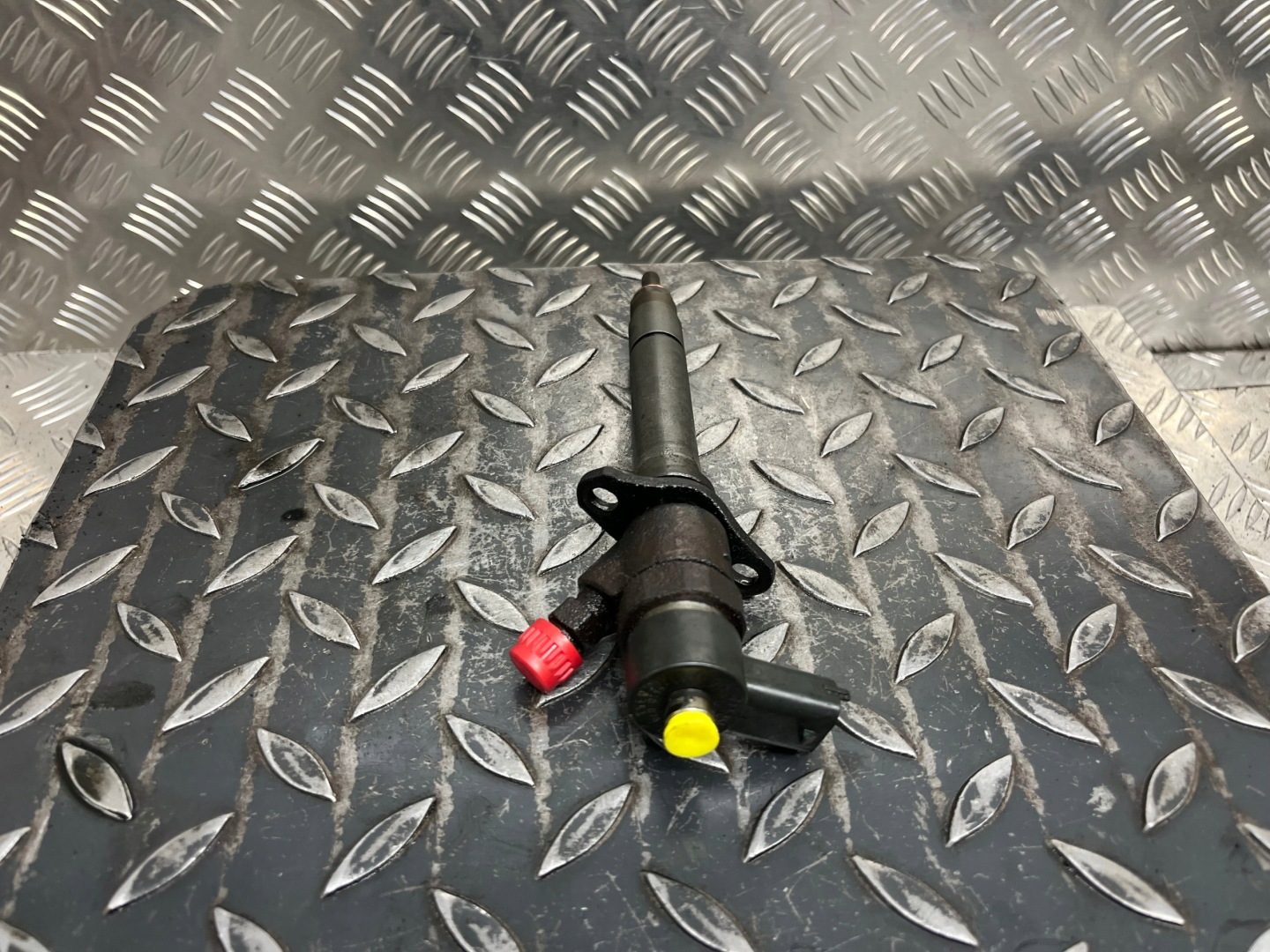 nozzle injector VOLVO XC90 8658351