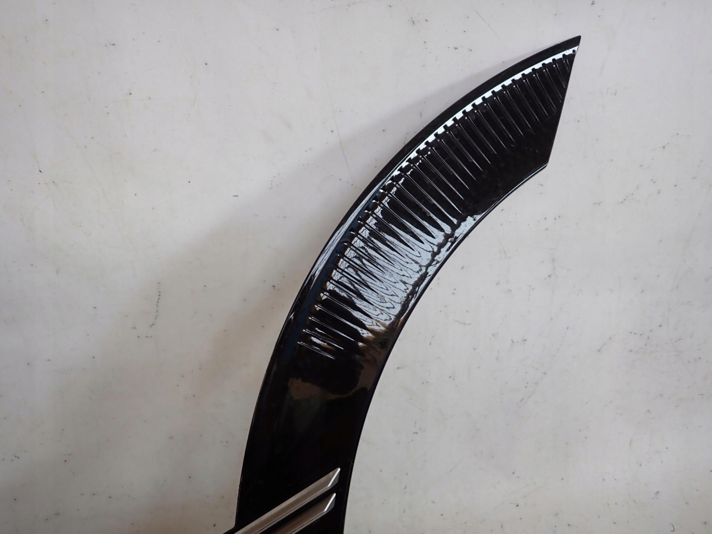 KIA EV6 21-> moulding cap door left rear part left rear 87733-CV100