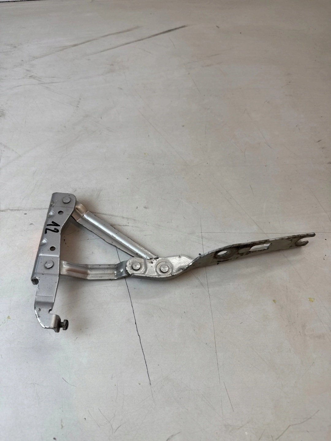 hinge bonnets front front right Volkswagen Eos
