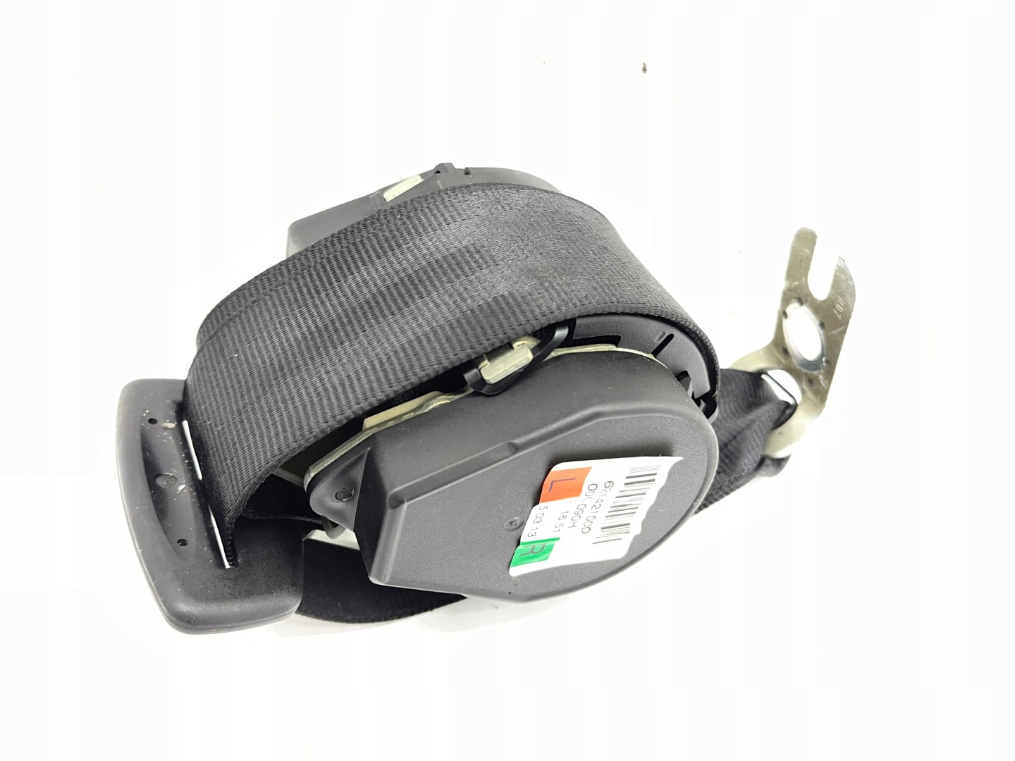 Gurten Sicherheits links heck AUDI A4 B8 8K0857805Q