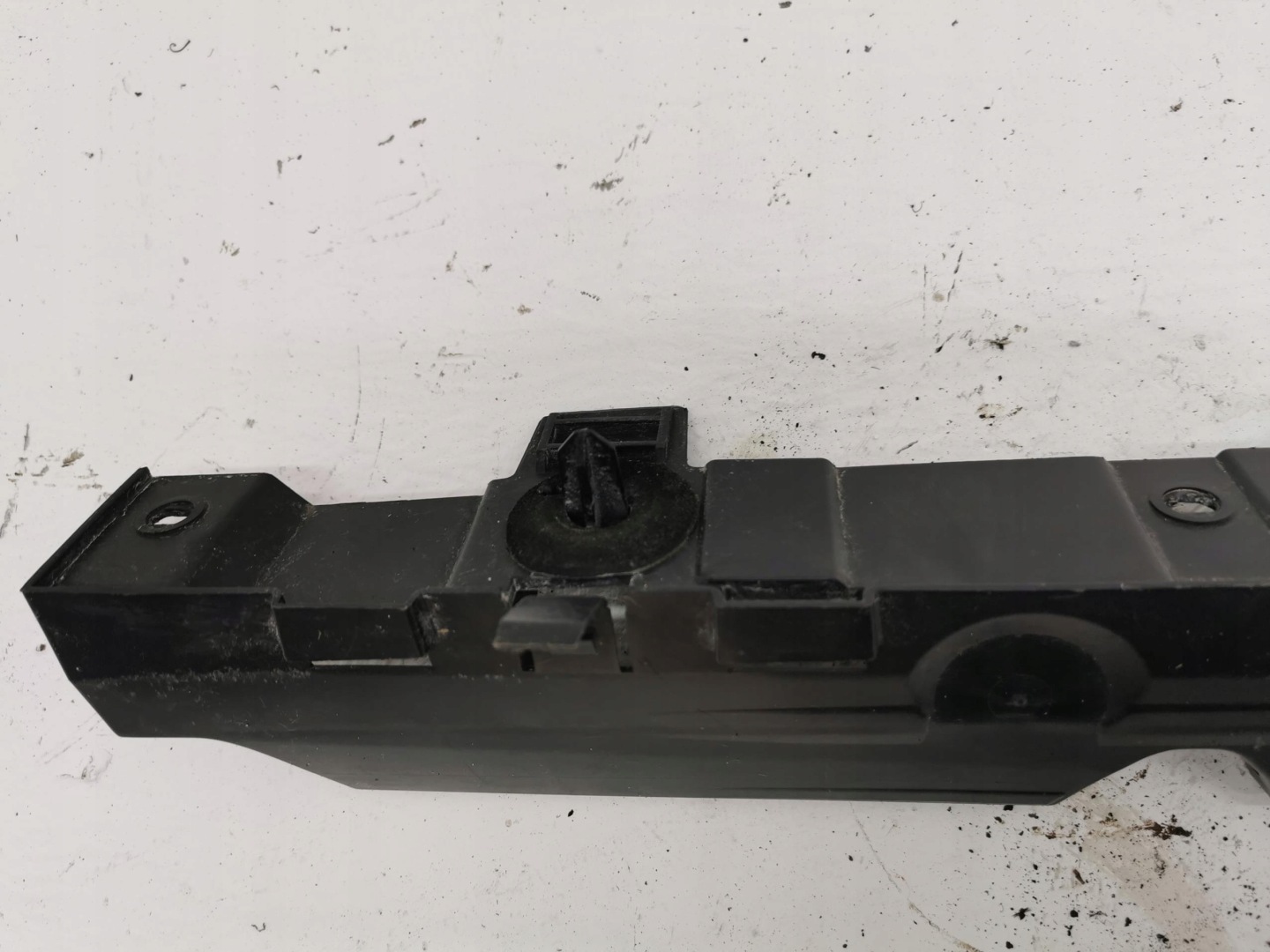 bumper bracket rear RENAULT TWINGO II 8200637080