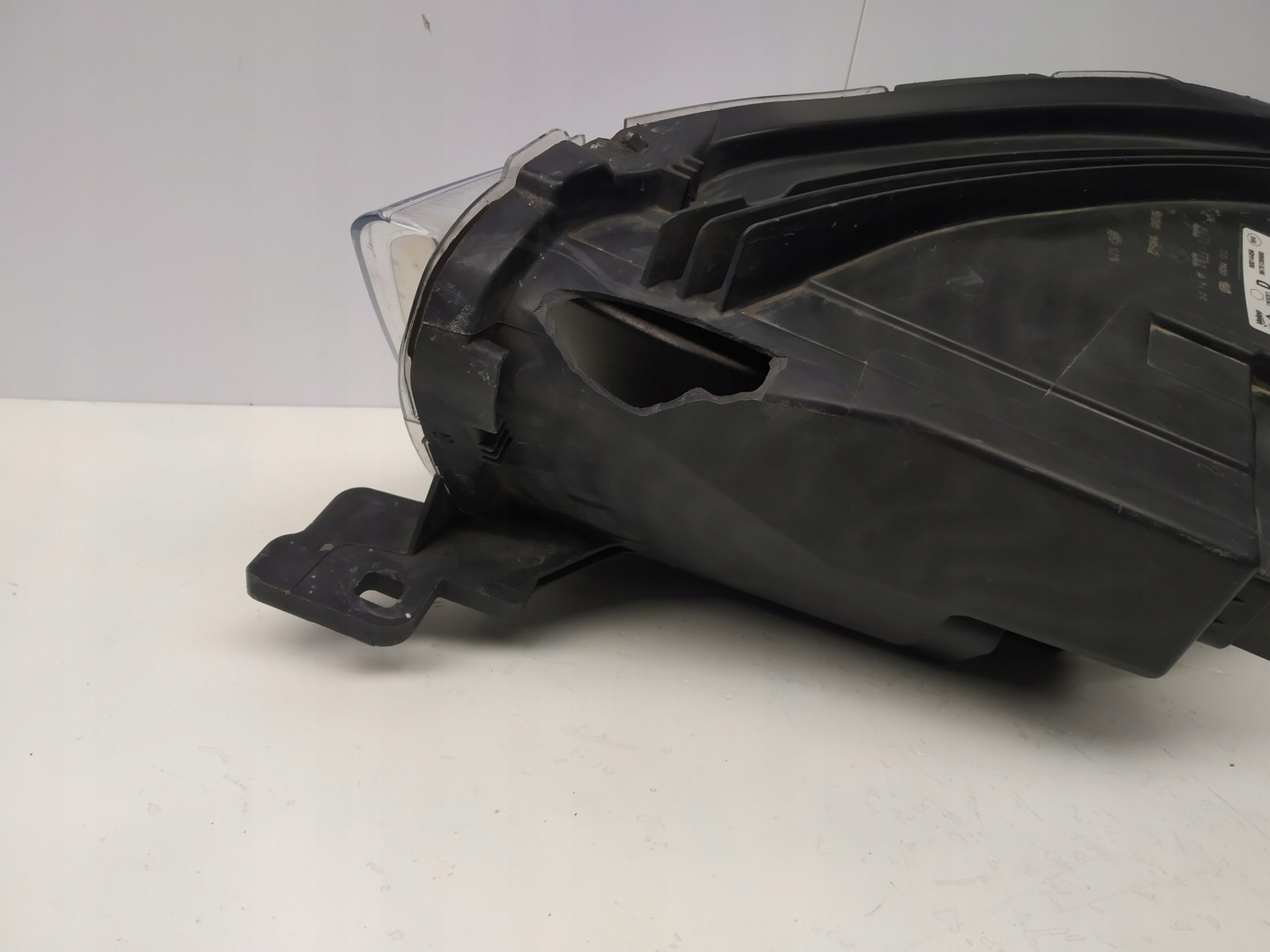 12-16r Citroen C Elysse reflektor light front right 90014456 om 9675139980