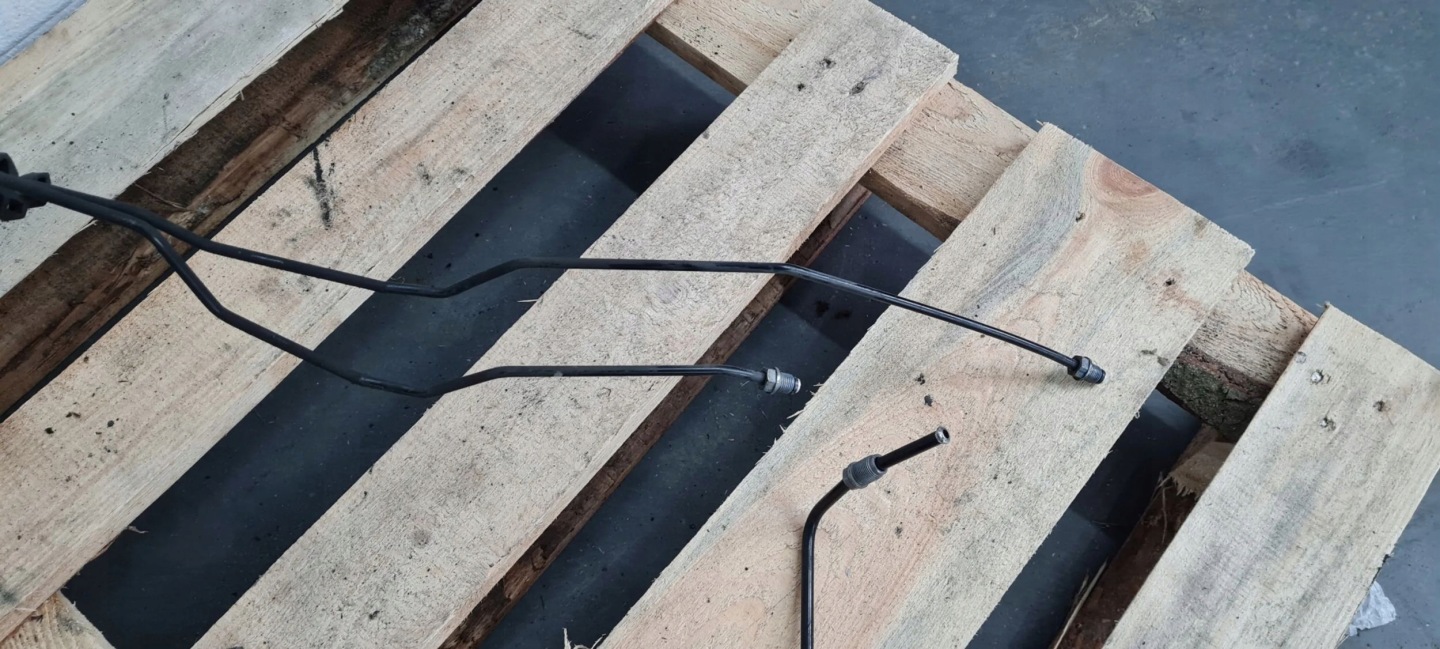 S3 8V Berline A3 Tuyaux Frein Avant ABS POMPY