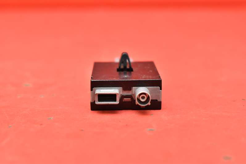 AMPLIFICATORE ANTENY 30761696 VOLVO V60 1 e LIFT 13-20