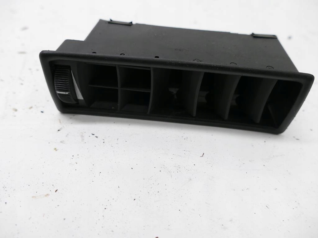 MERCEDES S W126 300 SE grid air conditioning devices right