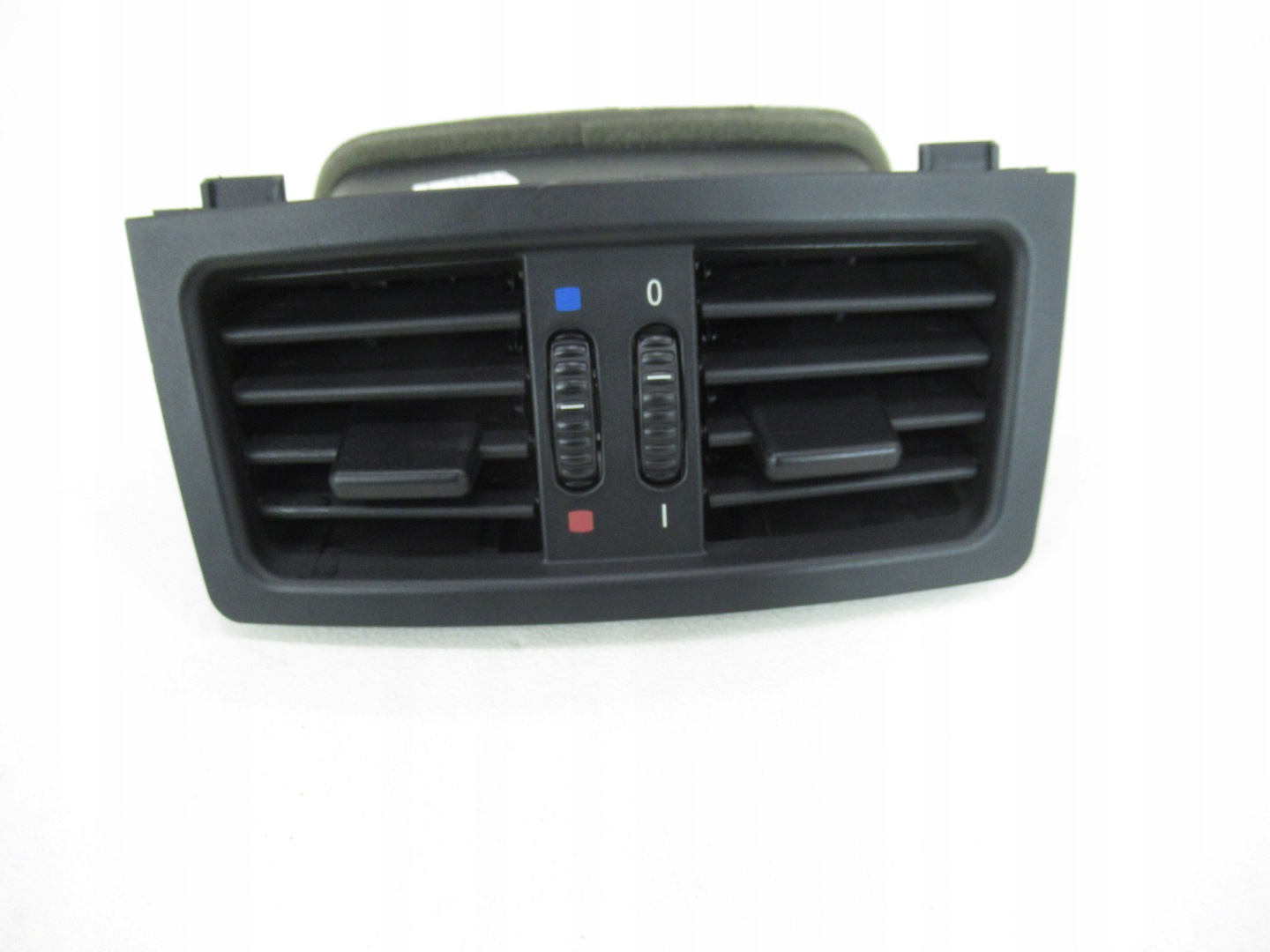 grid air conditioning devices rear part BMW 5 e60 e61 sedan KOMBI