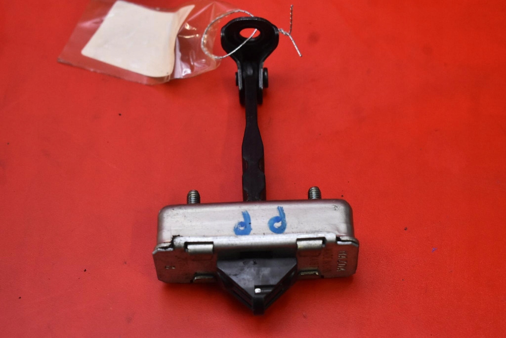 limiter door right front KA187 MAZDA MX-5 4 IV ND 15-18
