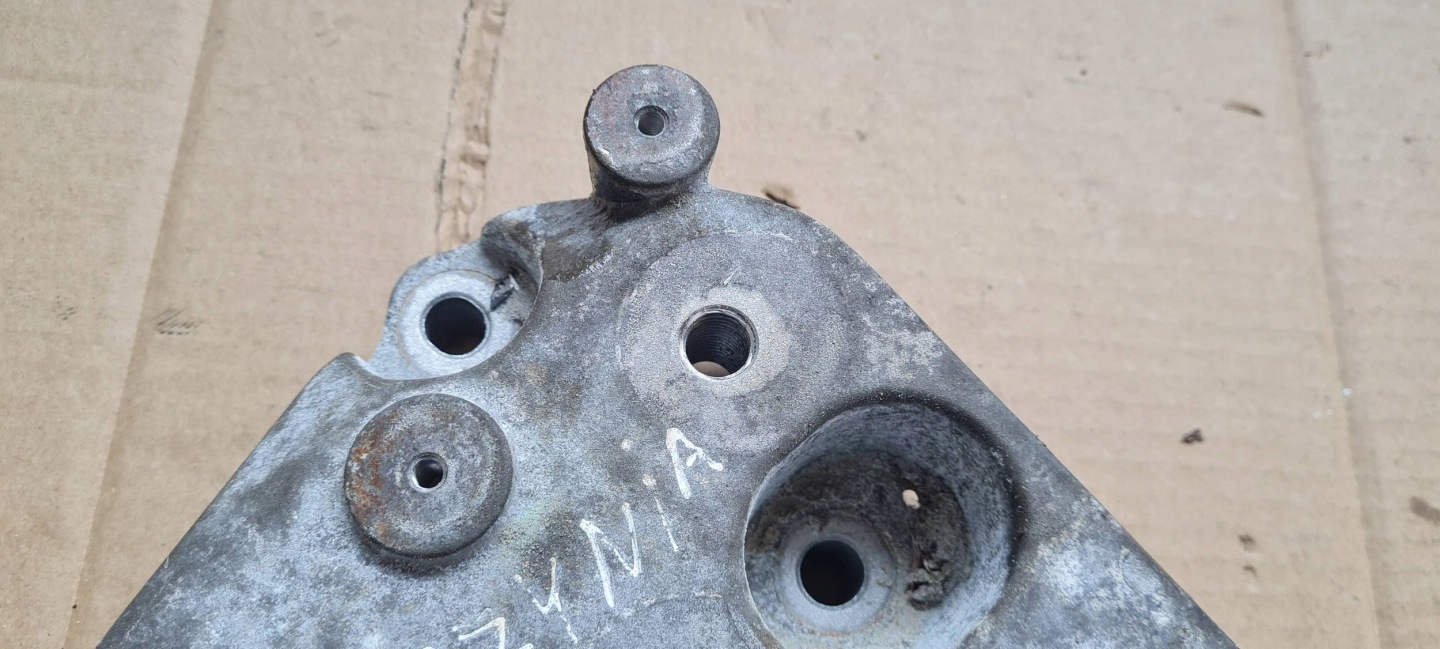 Chrysler Pacifica 2022 Supporto maniglia cambio ingranaggi 3.6 68470172AA