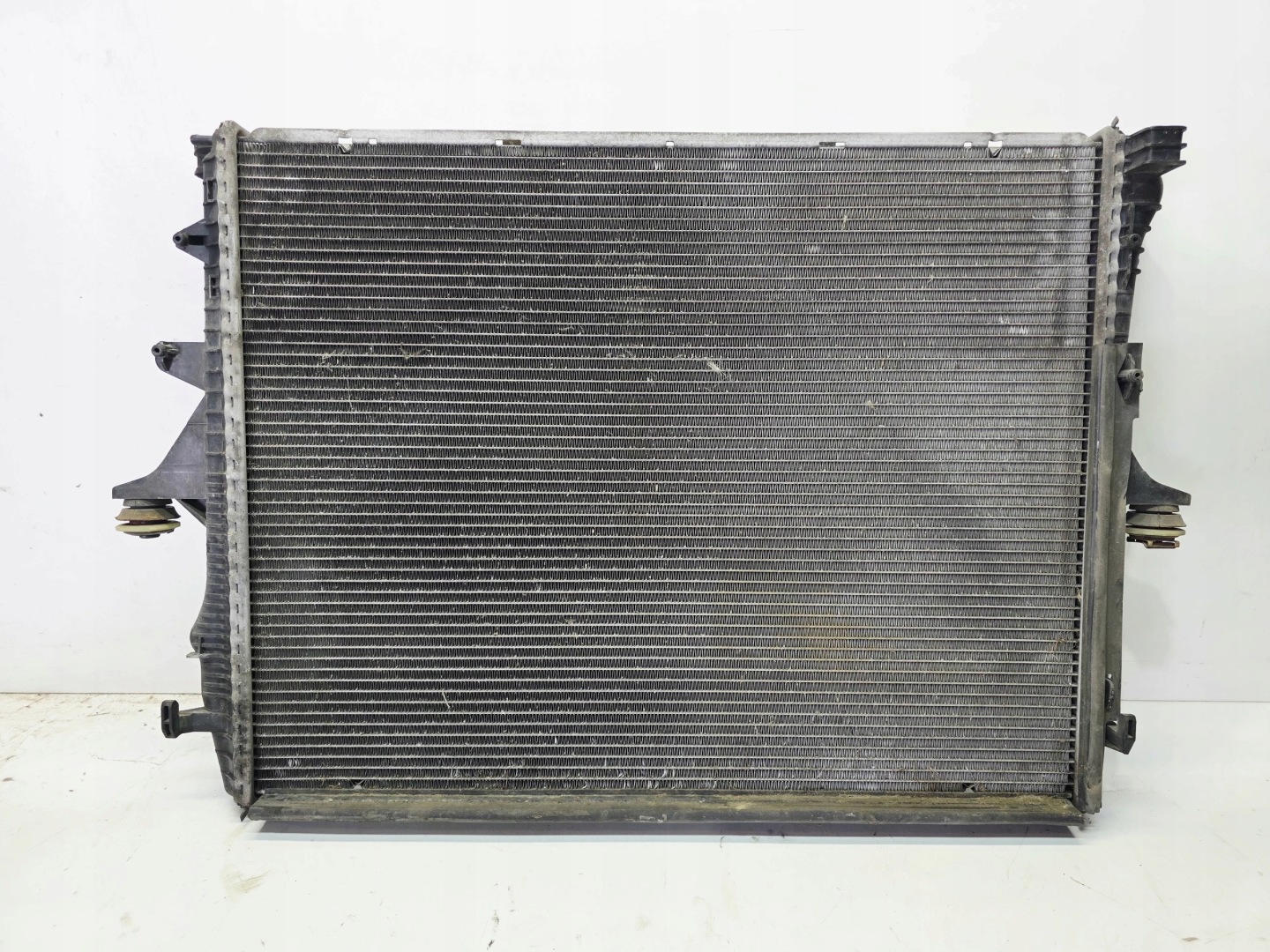 water cooler AUDI Q7 4L 3.0 TDI 7L0121253A