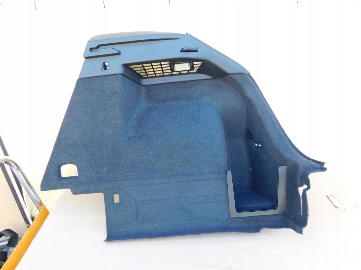 side upholstery boot right right rear part Audi Q3 II 83A863880D originál