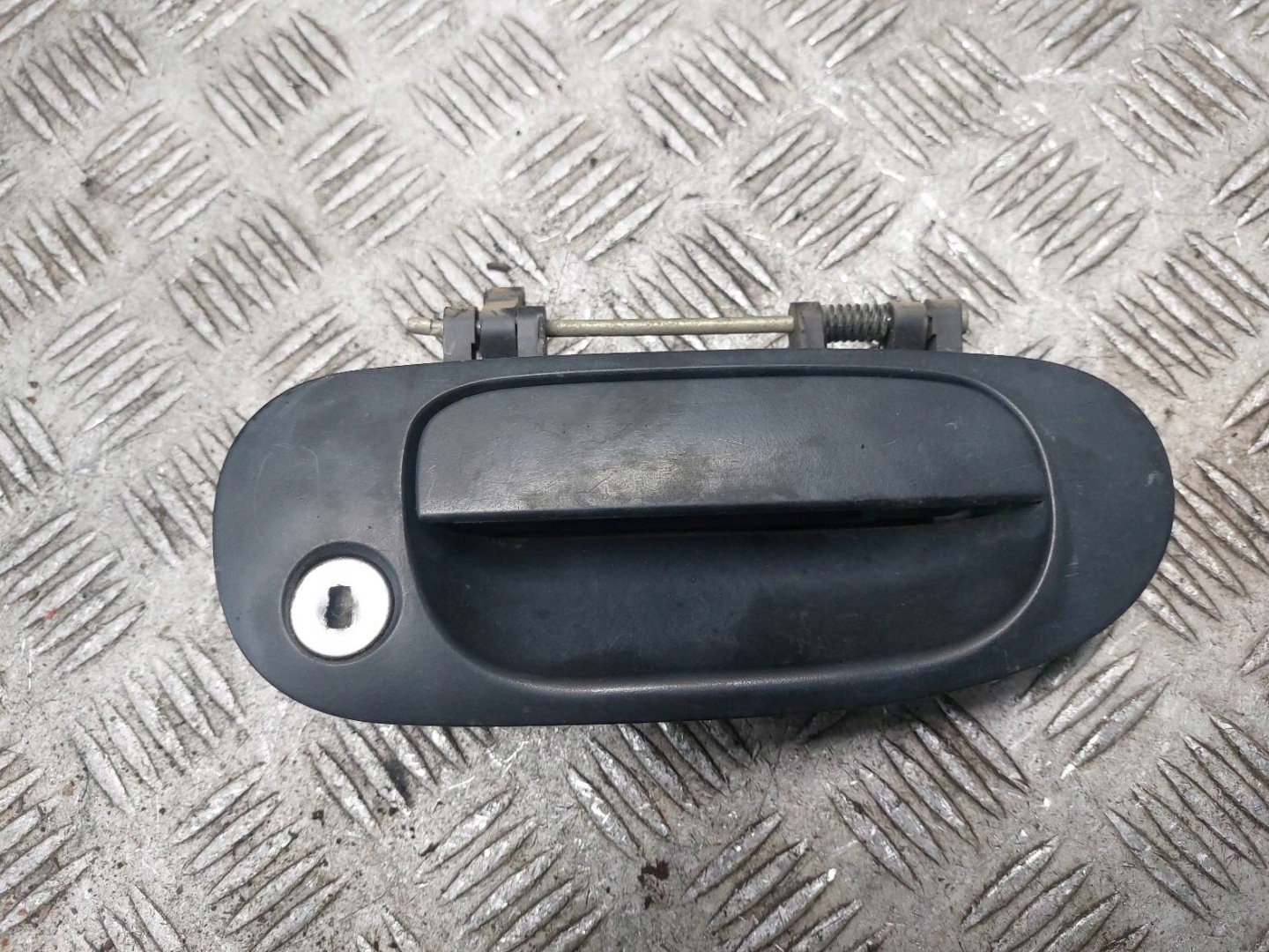 handle exterior door right front MITSUBISHI SPACE STAR and LIFT