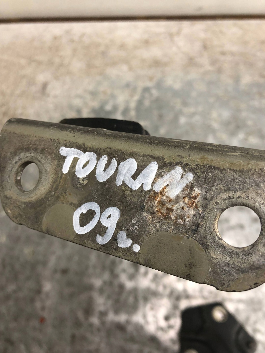 Cerniere cofano VW TOURAN e 1T0823301E 1T0823302E