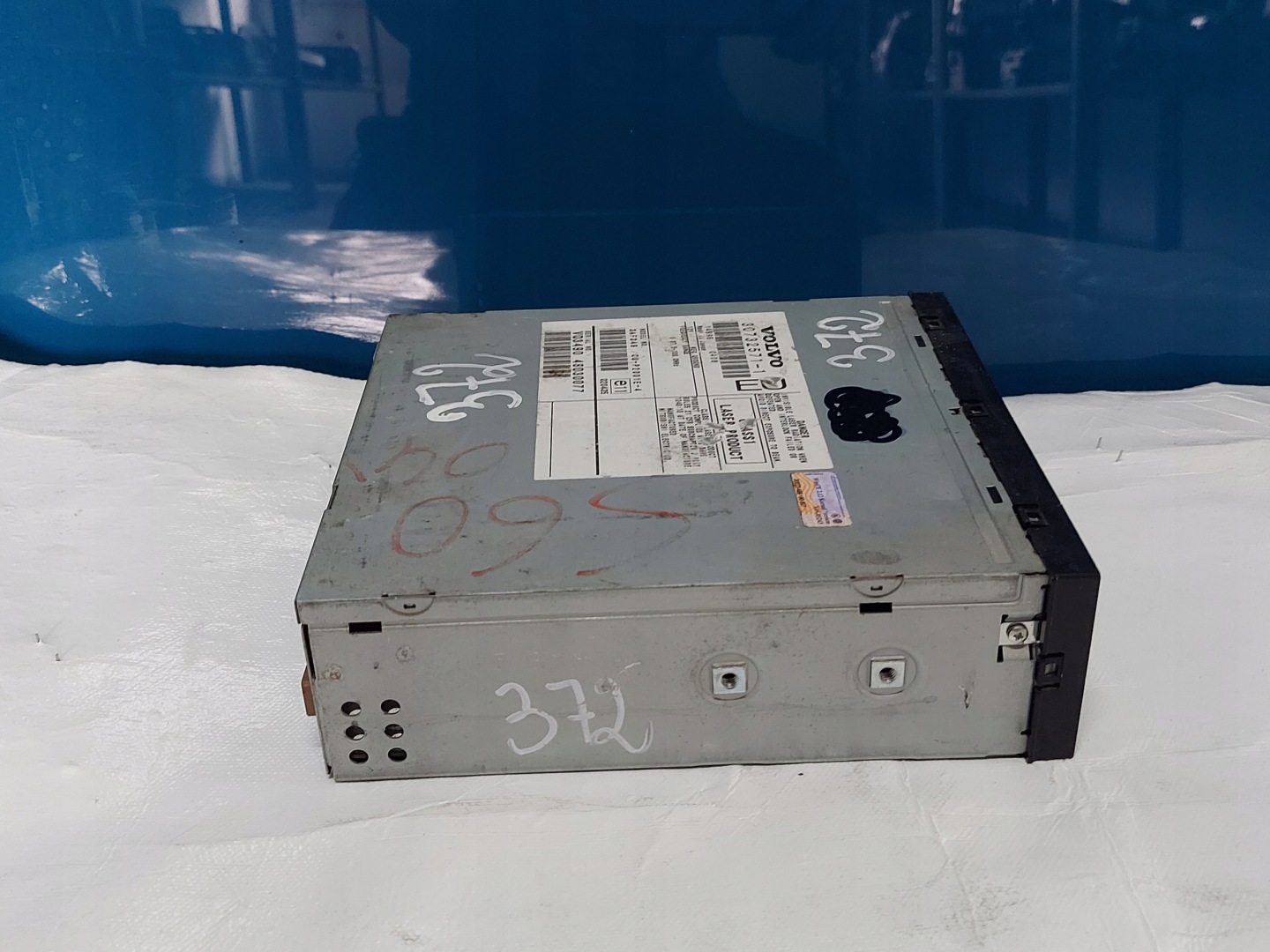 player navigation devices VOLVO V70 II S60 S80 30732571-1