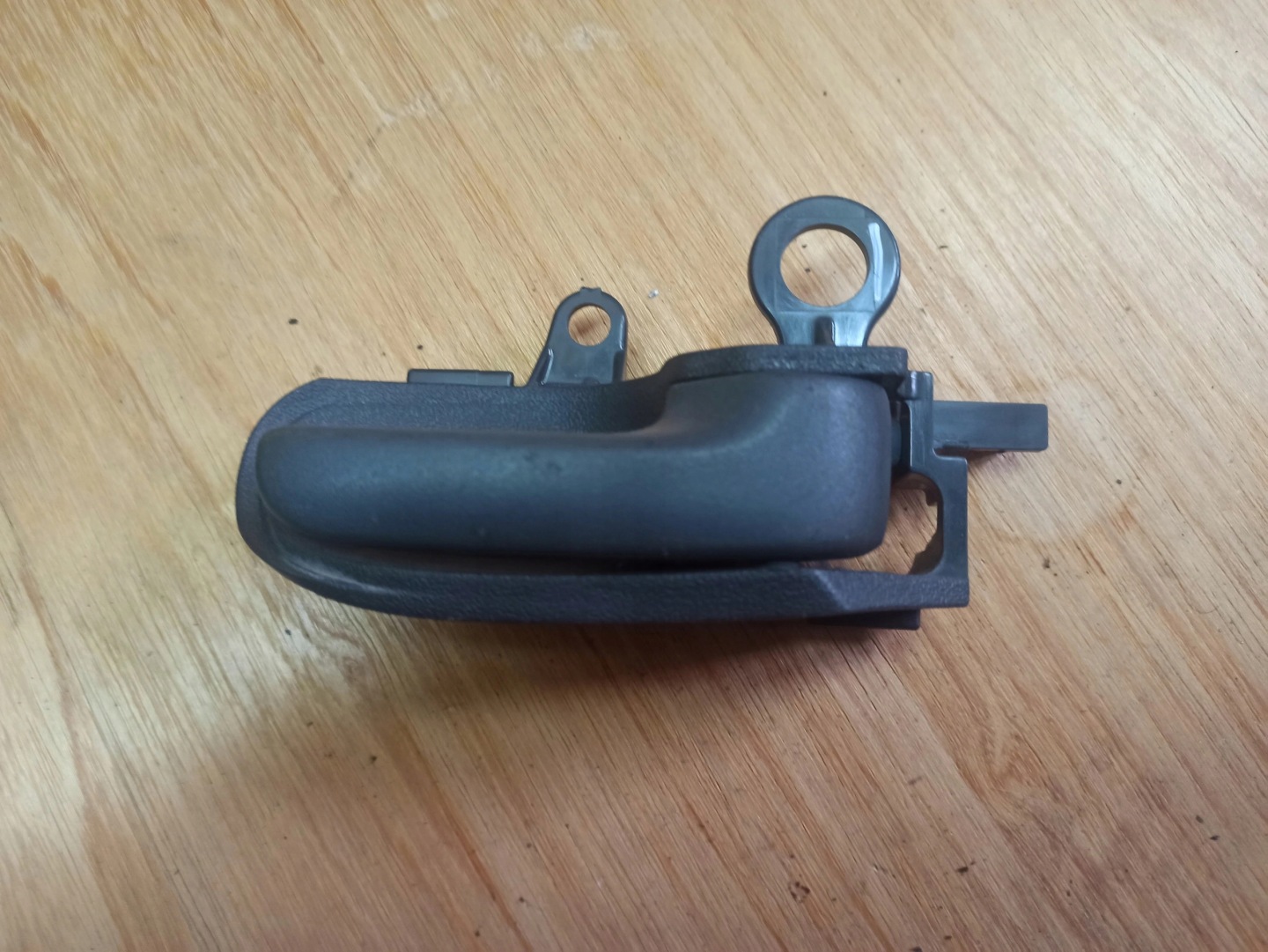 TOYOTA YARIS VERSO handle left or right front
