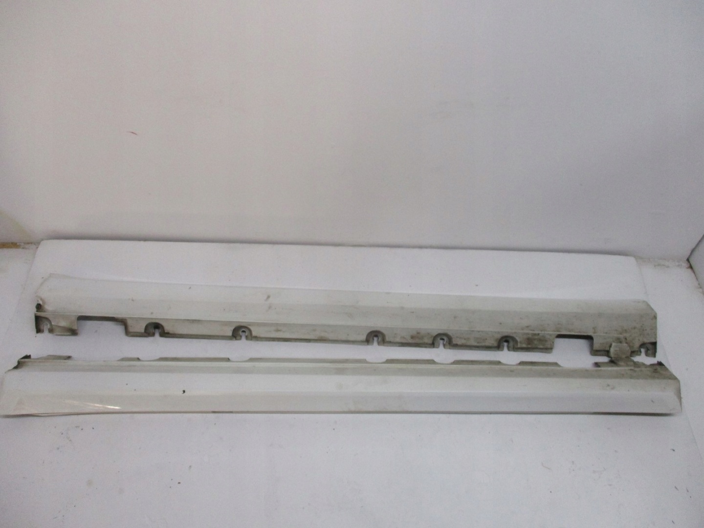 cap threshold MERCEDES GLK LIFT left