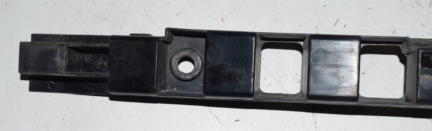 VW PHAETON II LIFT bumper bracket central 3D0807200C 10-15R