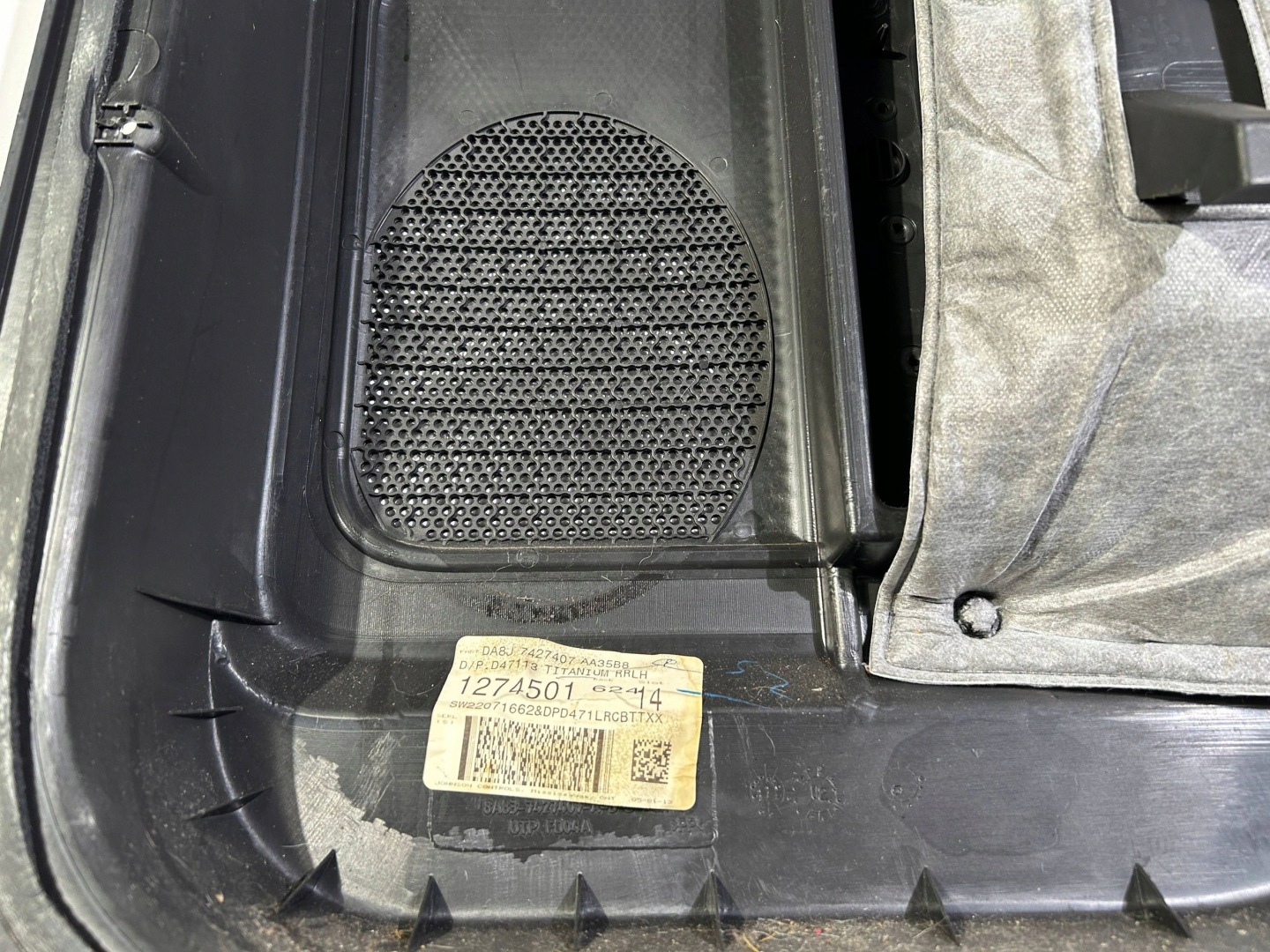 side upholstery door left rear part rear Ford FLEX 2013r