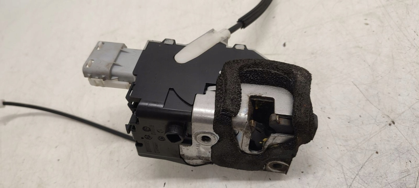 lock door front front right Citroen C6 2,7 HDI