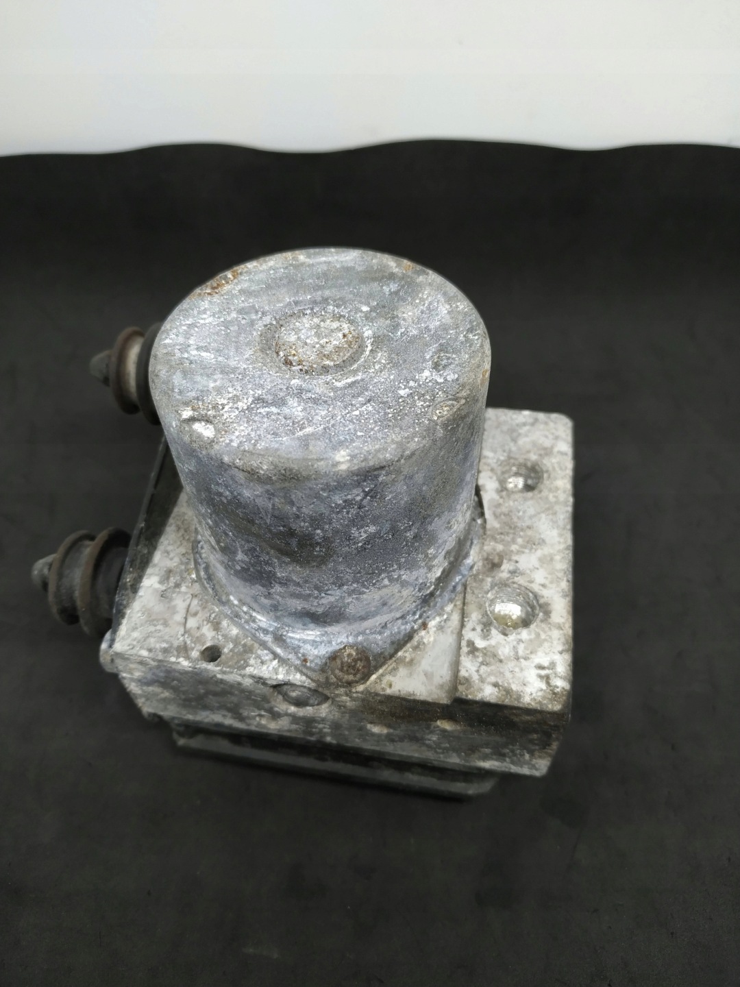 pump ABS AUDI A4 B8 8K0907379AK