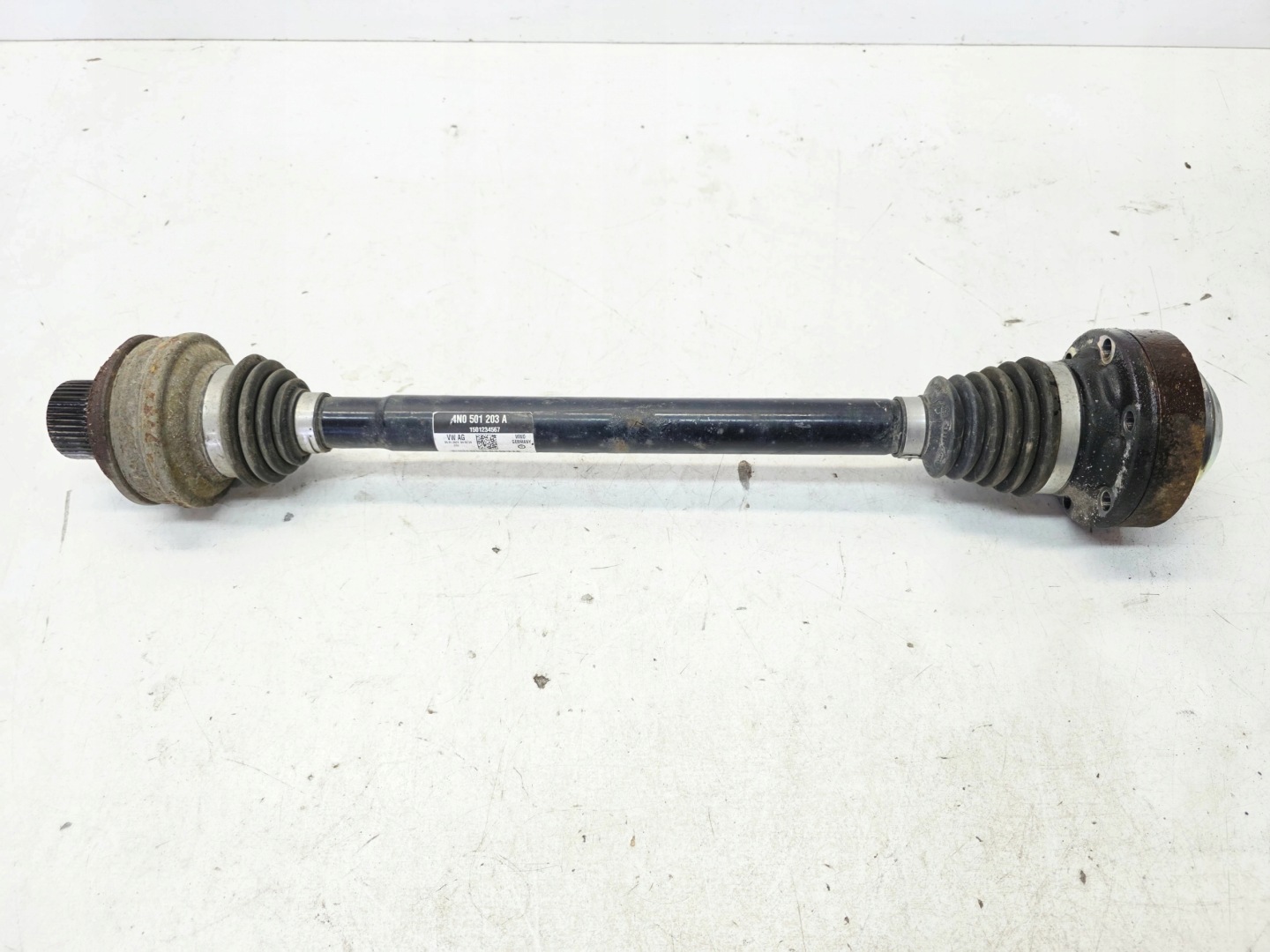 semi-axis left rear part AUDI A6 C8 A7 A8 D5 4N0501203A