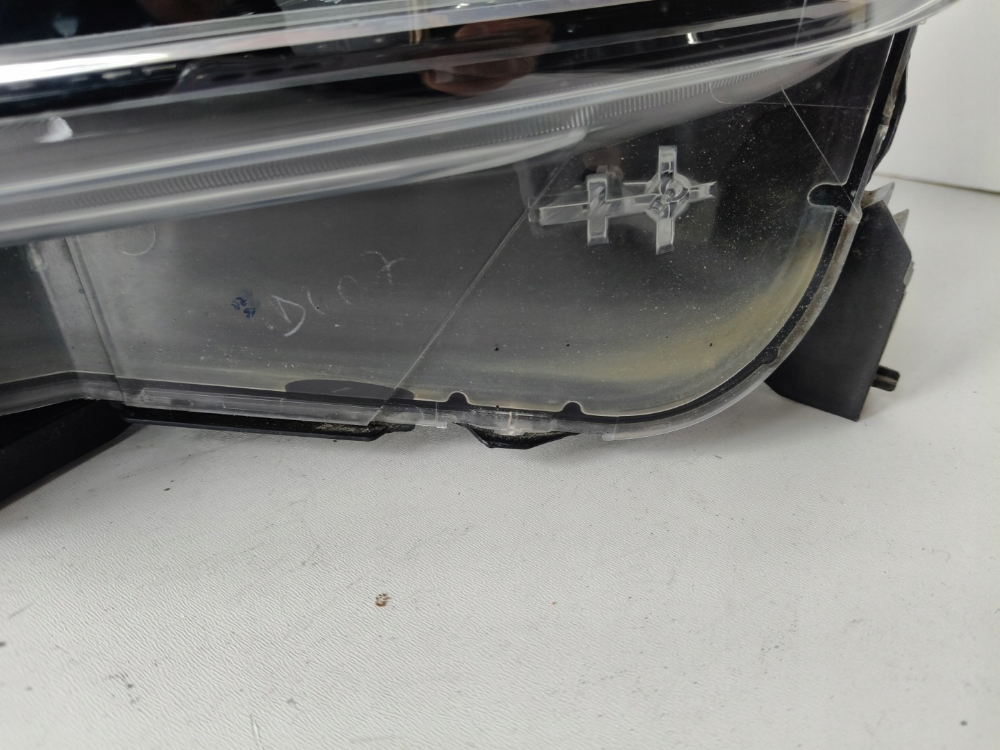 light left REFLEKTOR NISSAN QASHQAI II 17- LIFT LED
