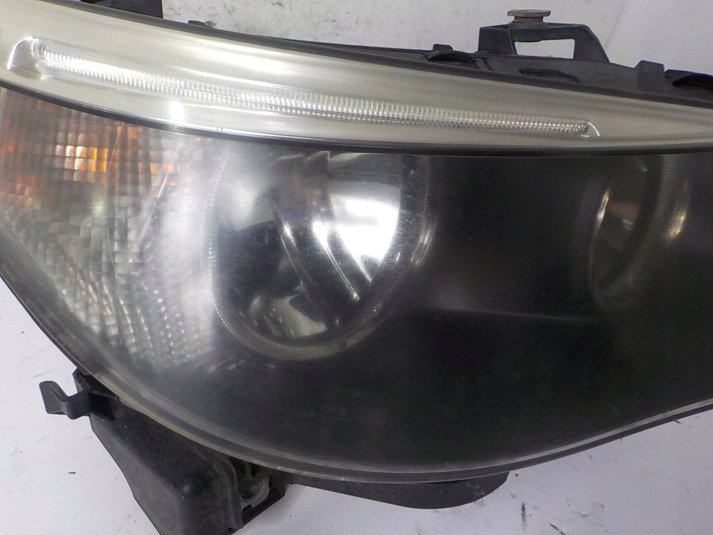 BMW 5 E60 E61 light right front front UK