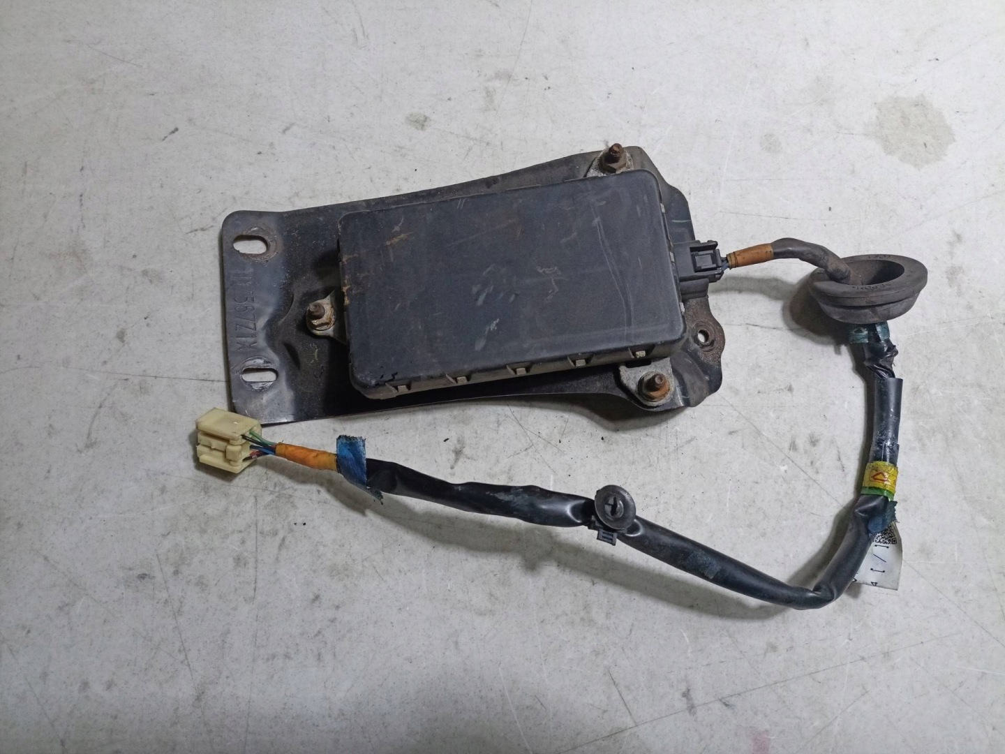 sensor martwego pola left side Mazda CX-9 facelift 2009 TD7567Z1X
