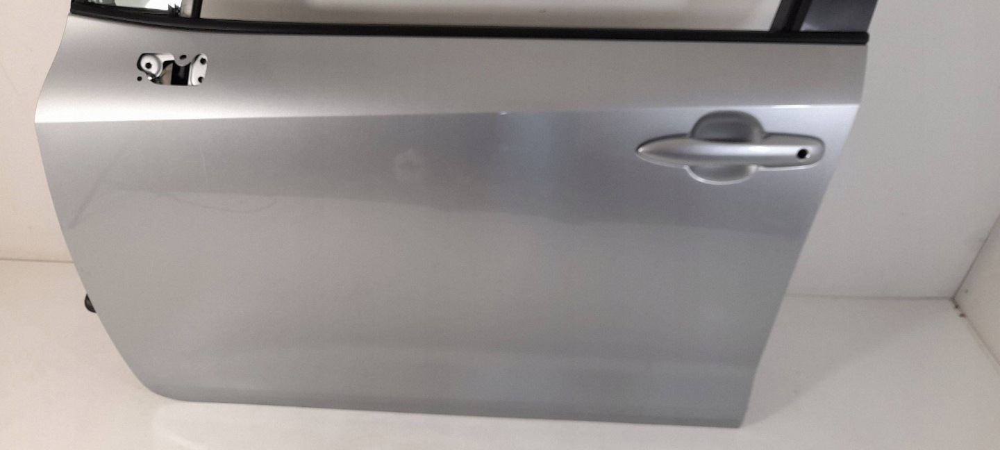 Toyota Corolla E21 Tür vorne links 1L0 (T574)