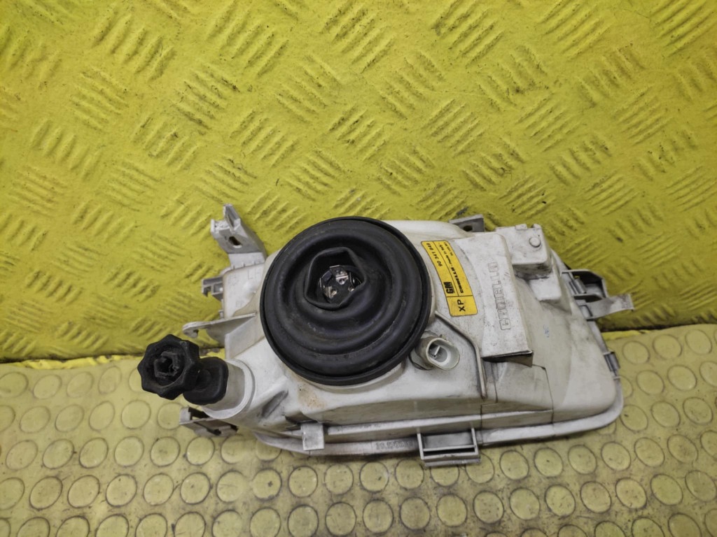 OPEL ASTRA F REFLEKTOR licht links vorne 90341849