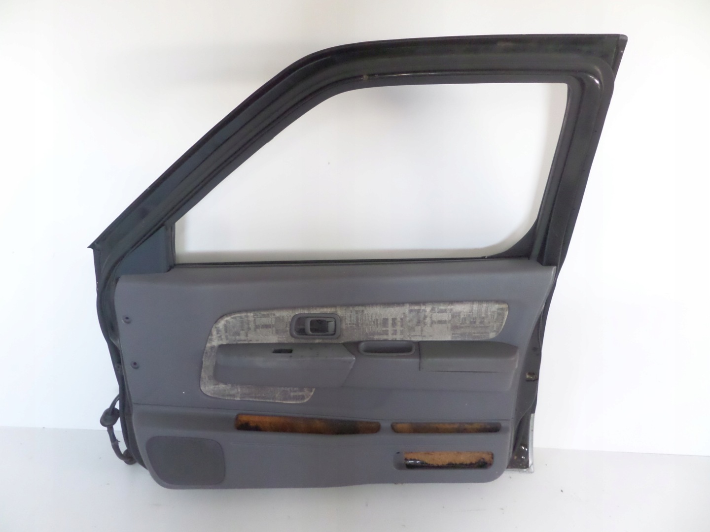 door front front right NISSAN NAVARA D22 98