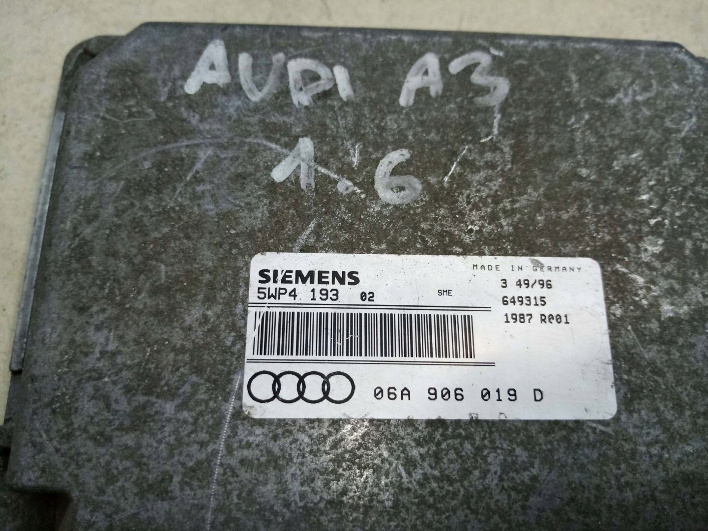 Centralina Motore AUDI A3 1.6 06A906019D