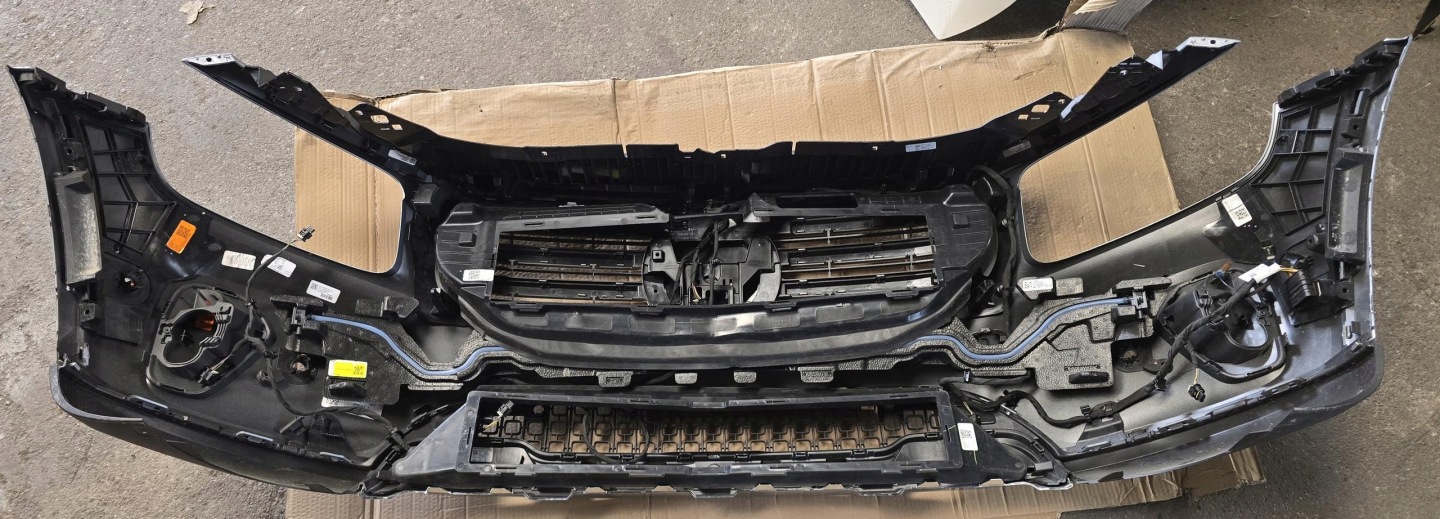 Frontstoßstange vorne MERCEDES a247 GLB lift mopf facelift