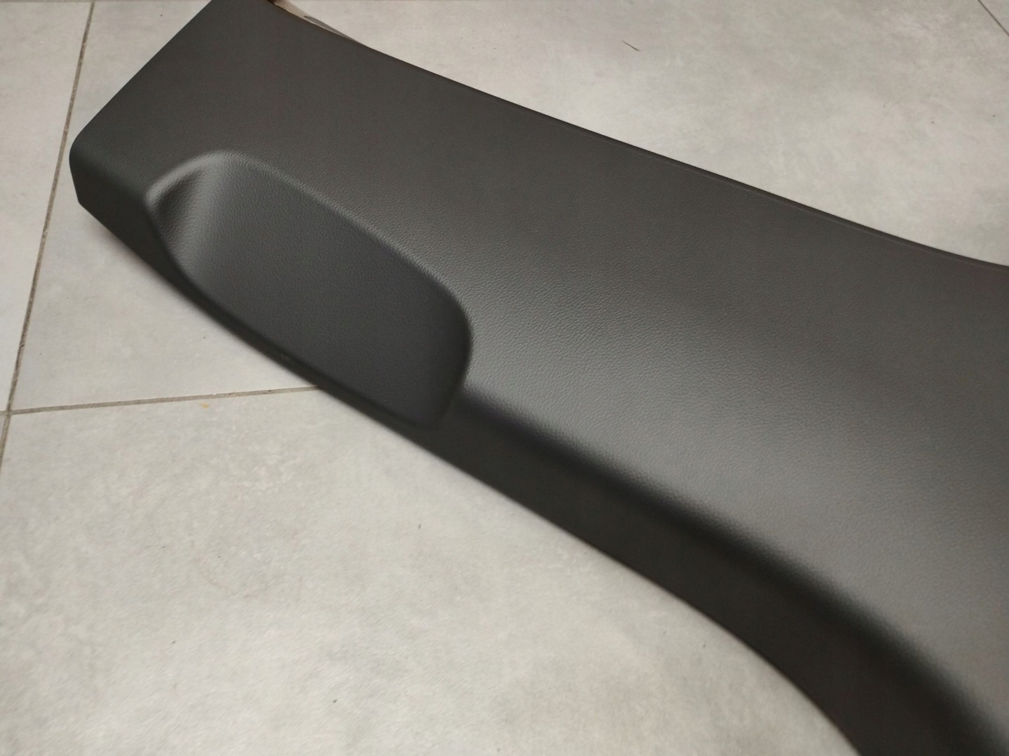 Audi A8 D4 4H cover side SLUPKA right 4H4867244