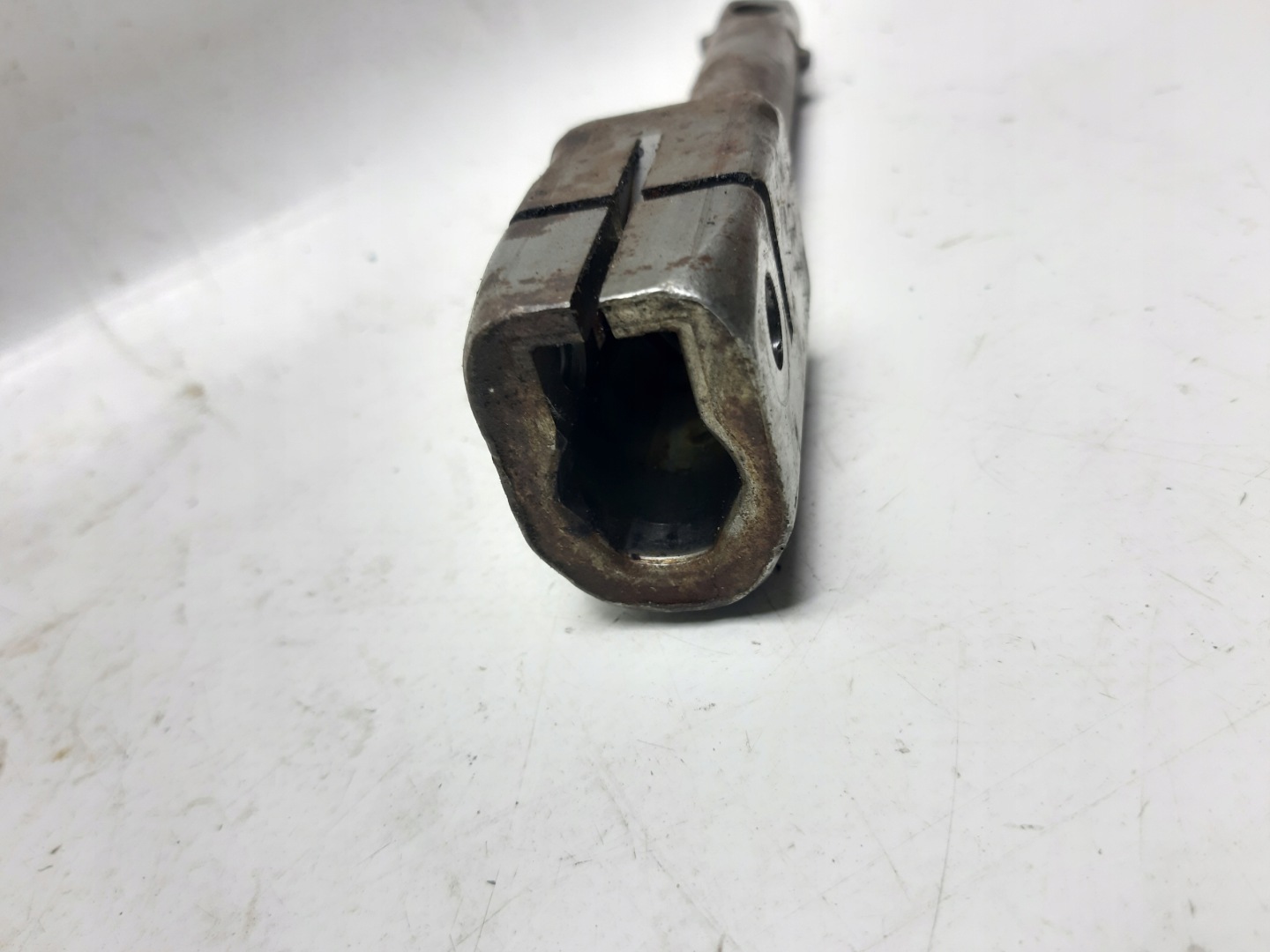 Ford FOCUS MK1 a kříž kryt volantu