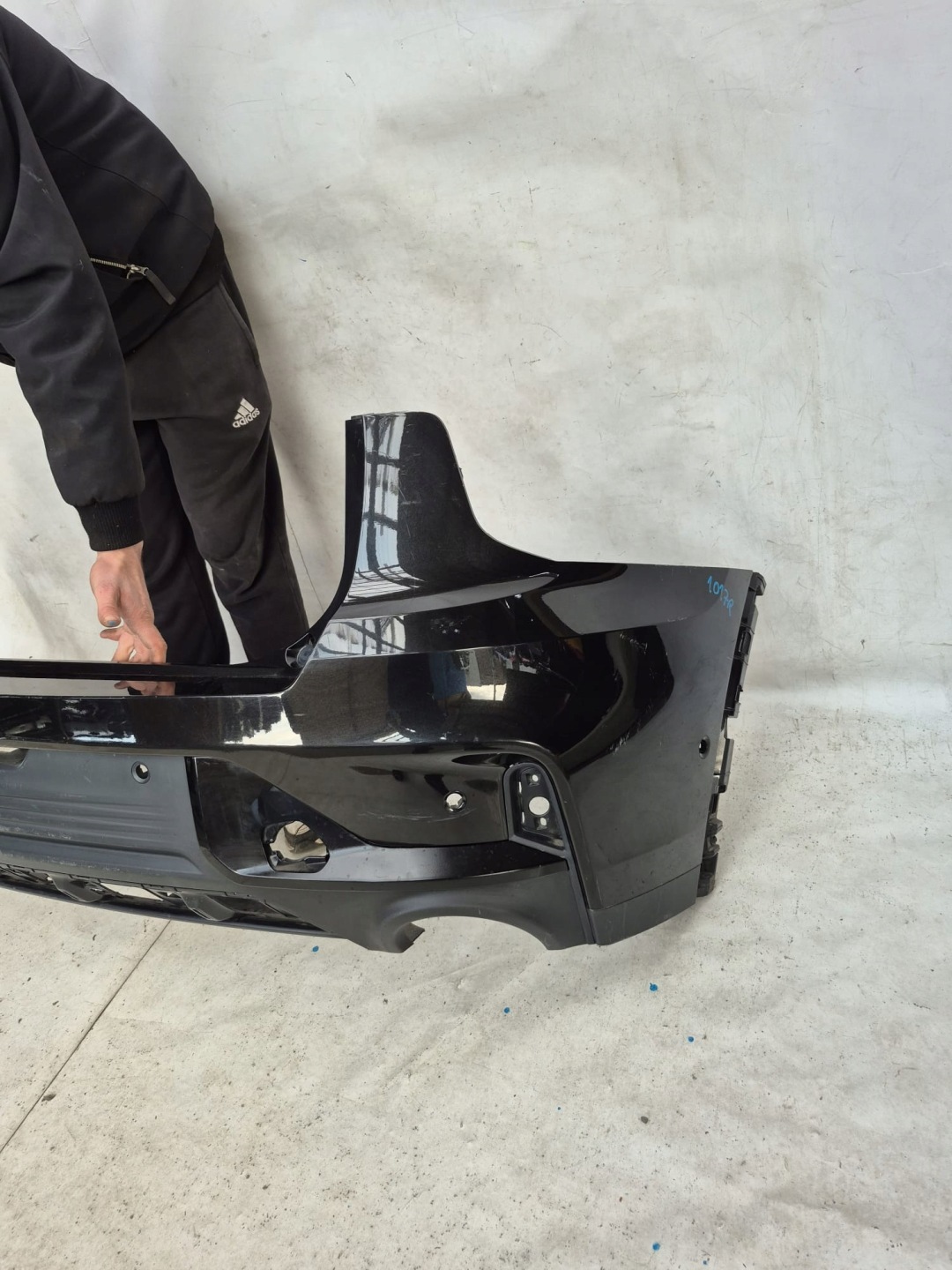LYNK&CO 01 17- bumper rear part rear PDC 8889410231