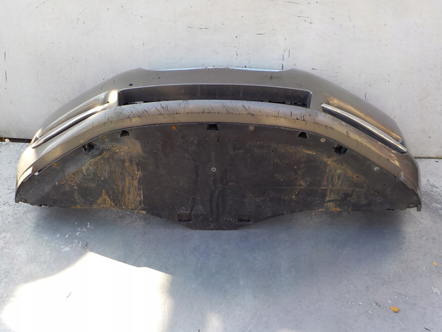 689 JAGUAR XF X250 bumper front front