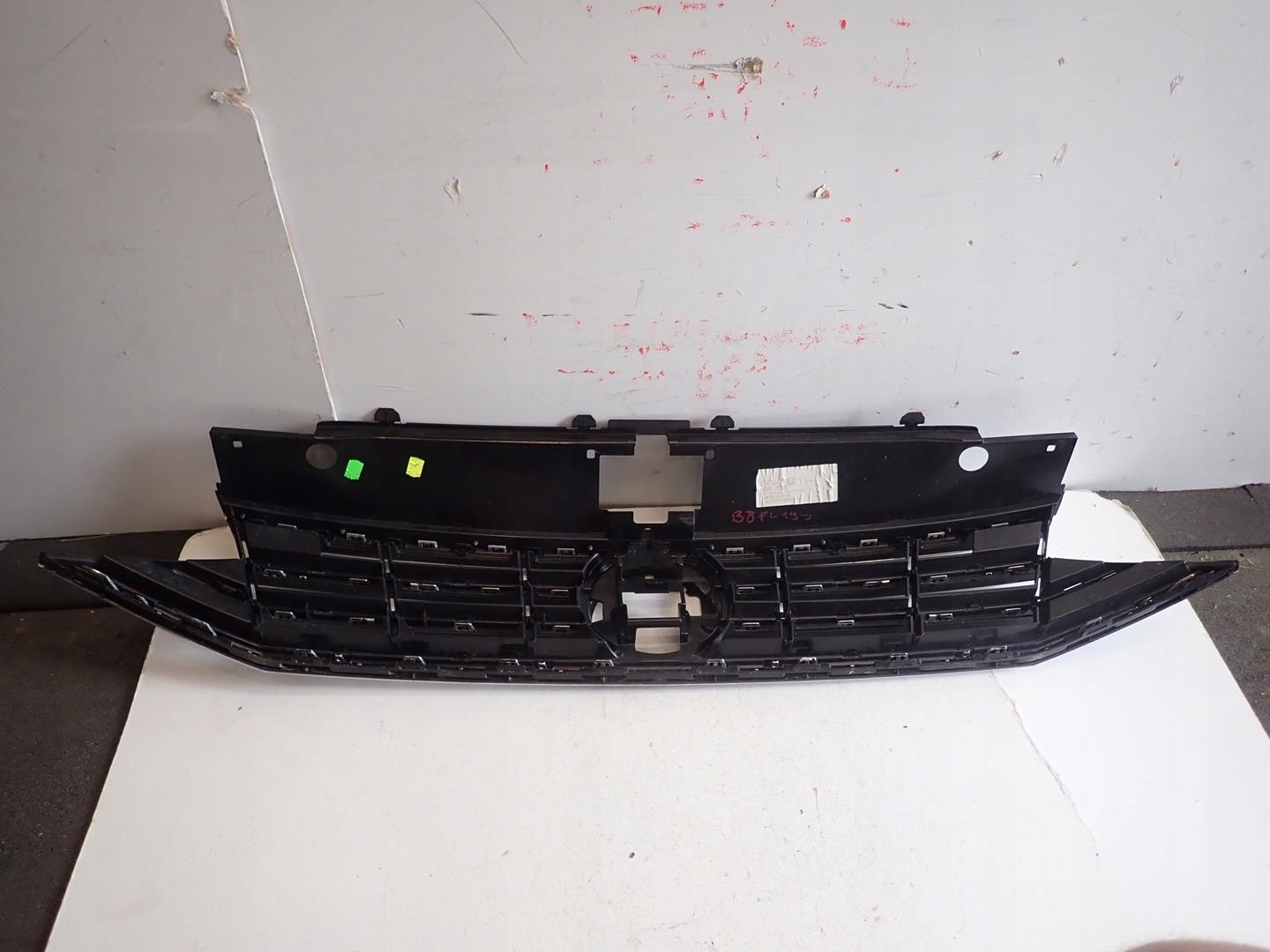 Grill VW PASSAT B8 LIFT 2019 3G0853651DJ
