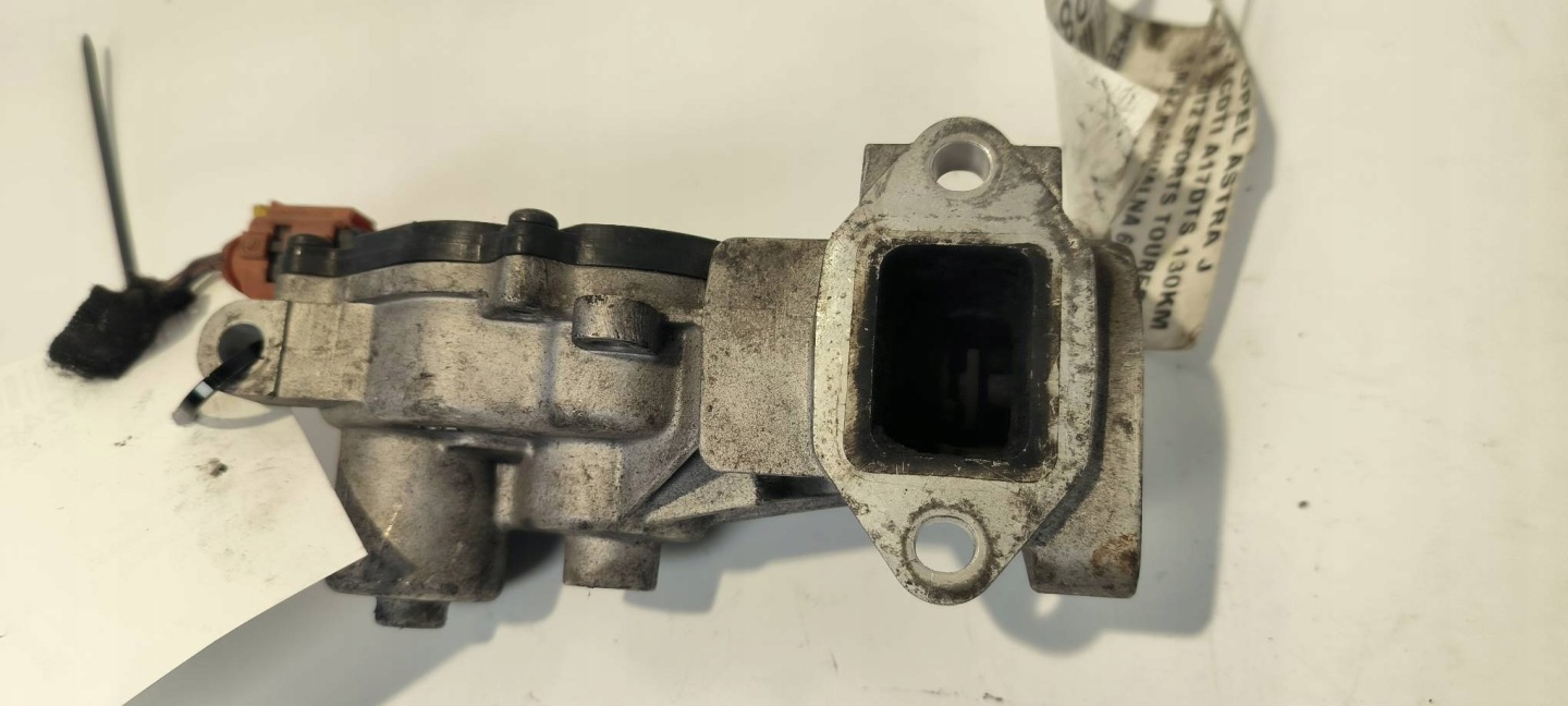 EGR valve OPEL ASTRA J