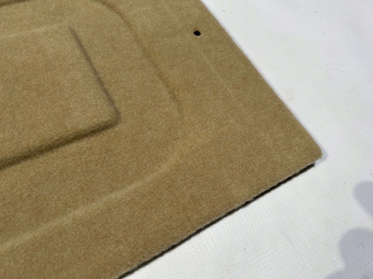 floor mats upholstery passenger compartments boot Maserati GranTurismo 2008