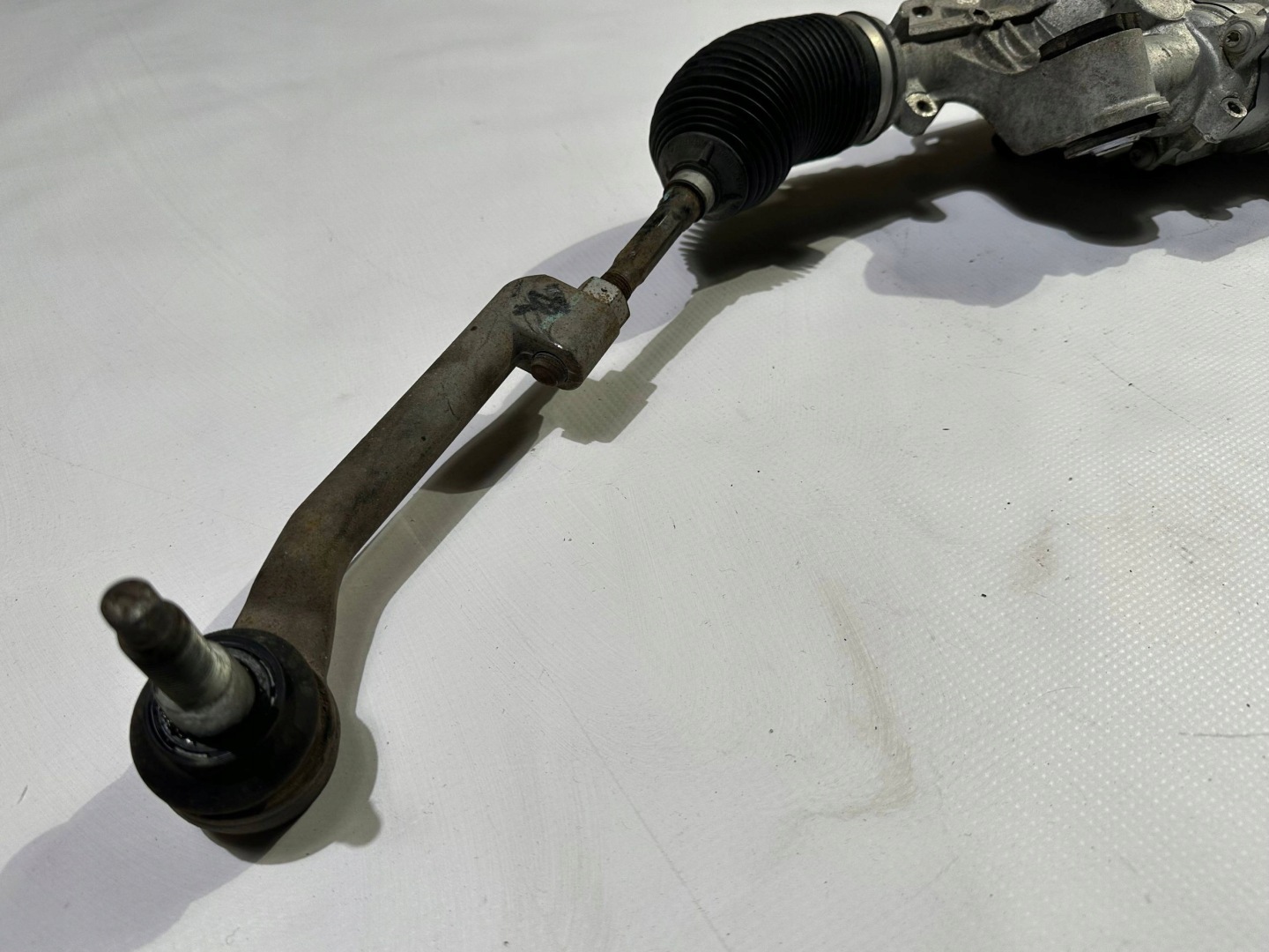 Boîter direction Boîter direction Ford Explorer 2020+