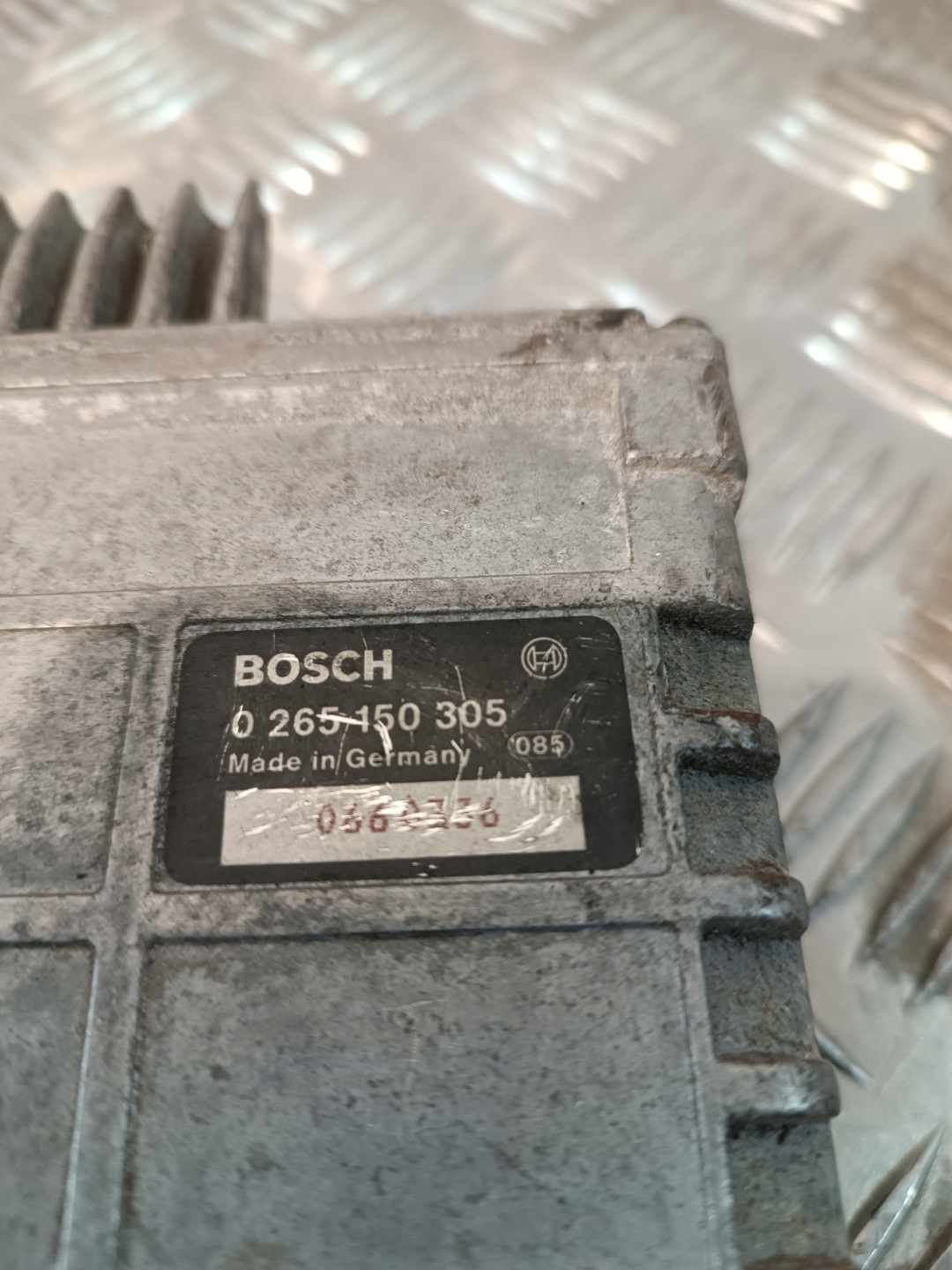 control unit ABS/ASR BOSCH 0 265 150 305