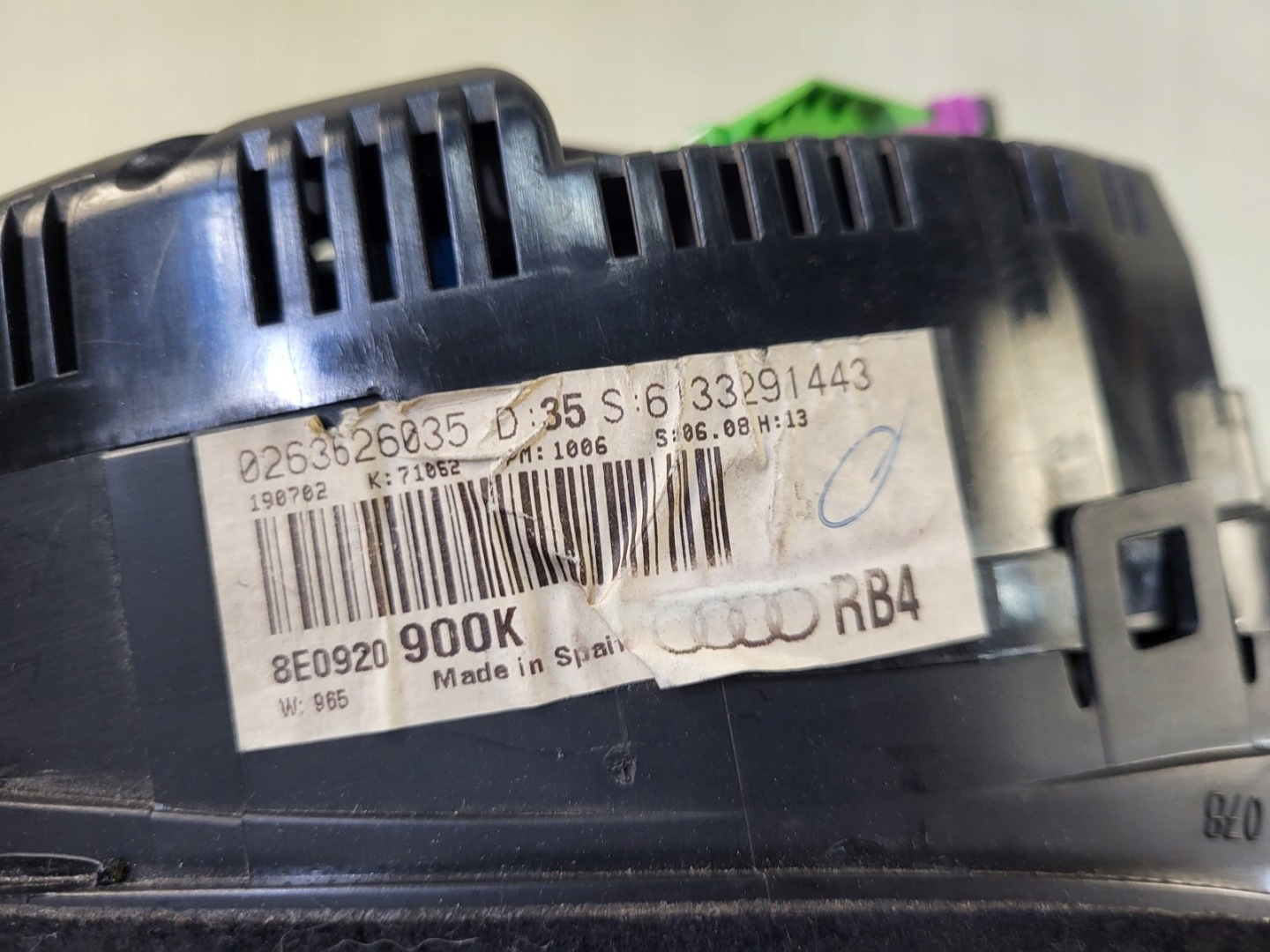 dials dials predkosciomierz AUDI A4 B6 2.5 TDI 8E0920900K