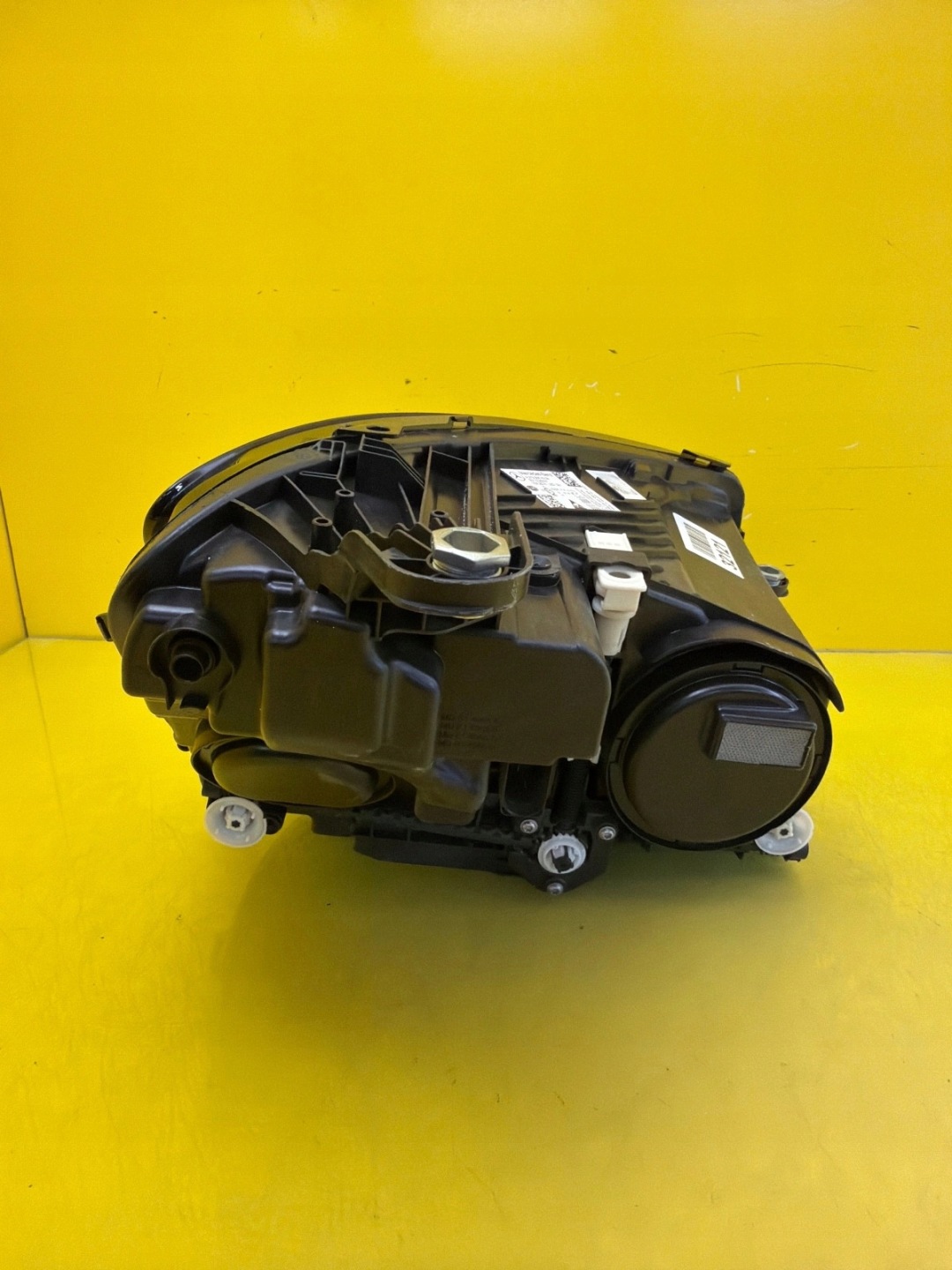 light left Mercedes E-Klasa W213 Lift Multibeam A2139064309