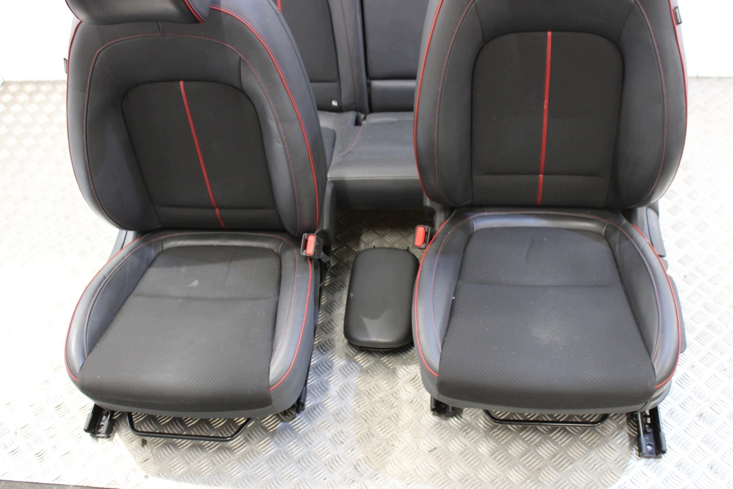seats inner semi leather upholstery HYUNDAI KONA 1.6 CRDI 2019